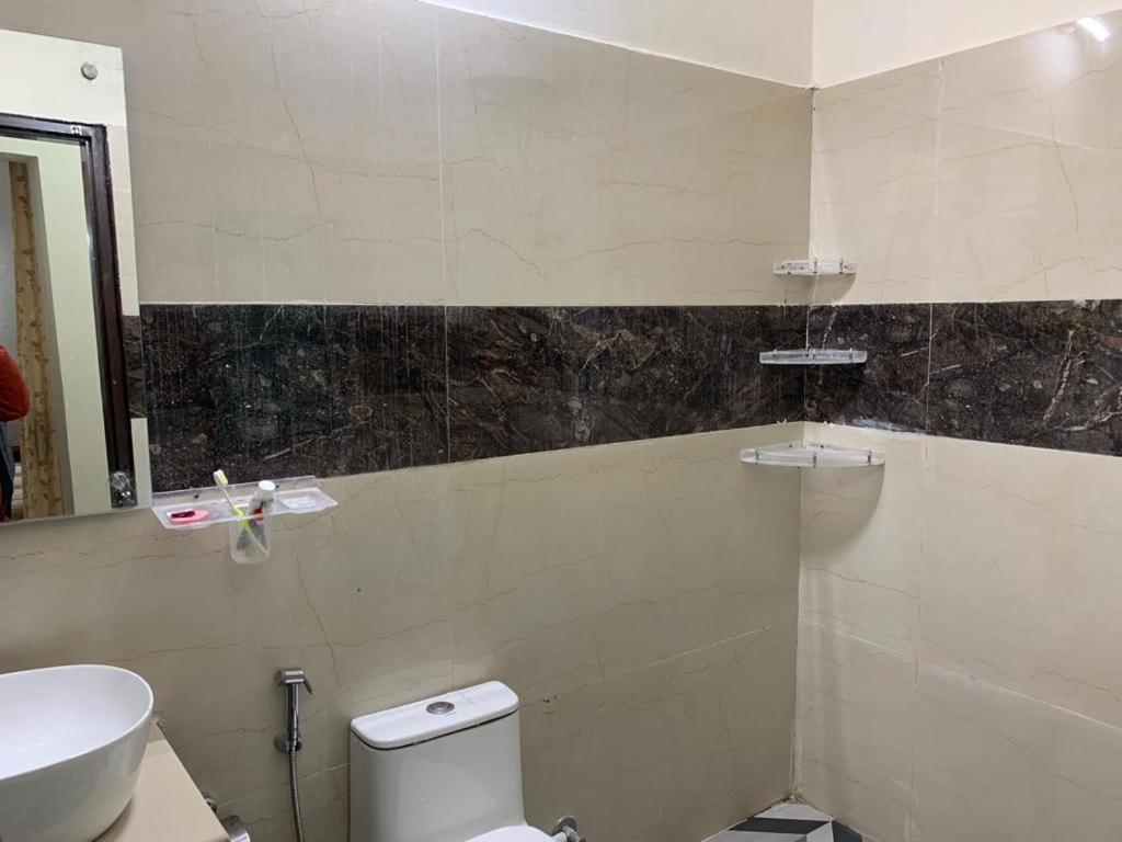 Double Room with Private Bathroom photo 2