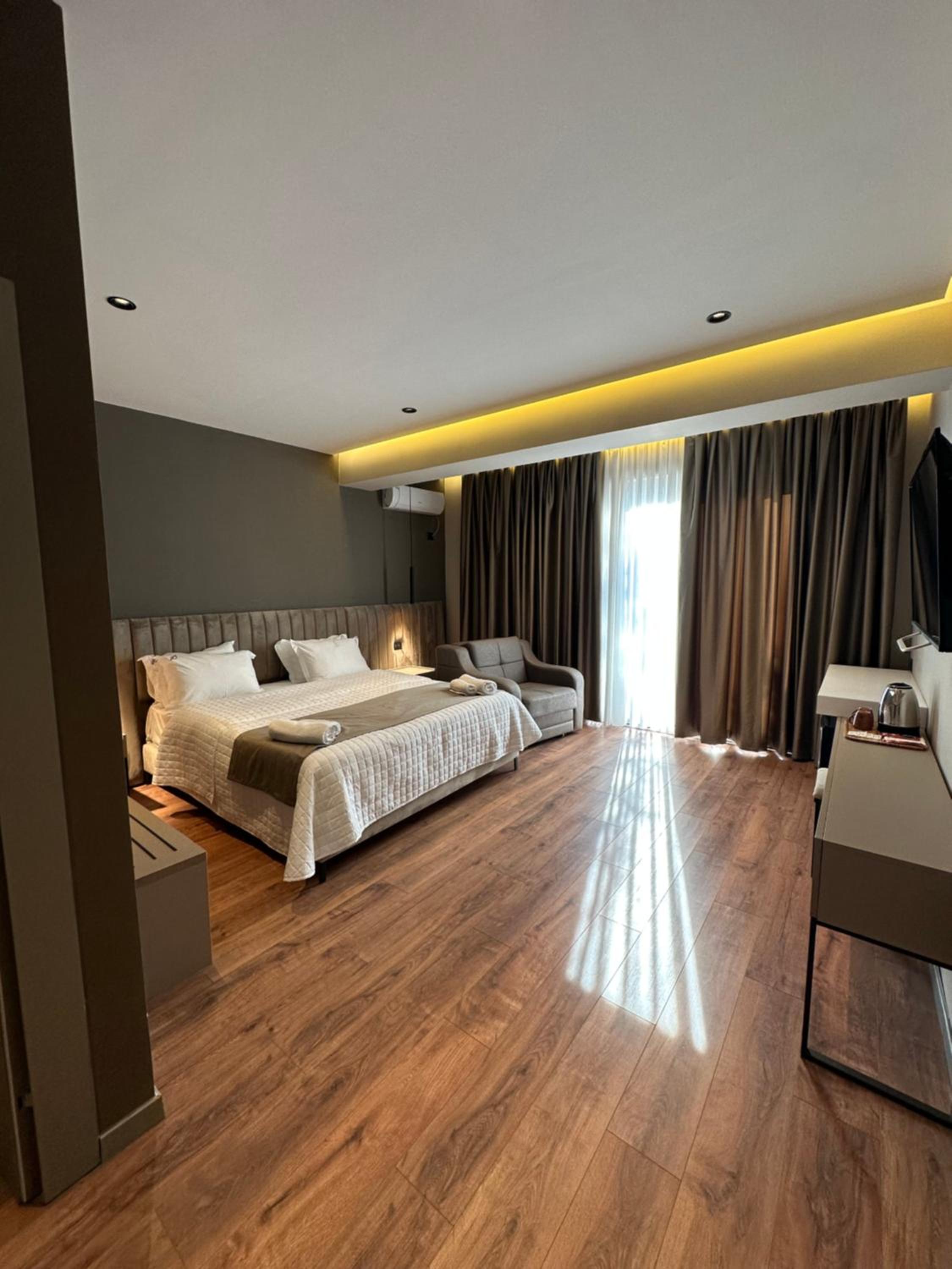 Deluxe Double Room with Balcony
