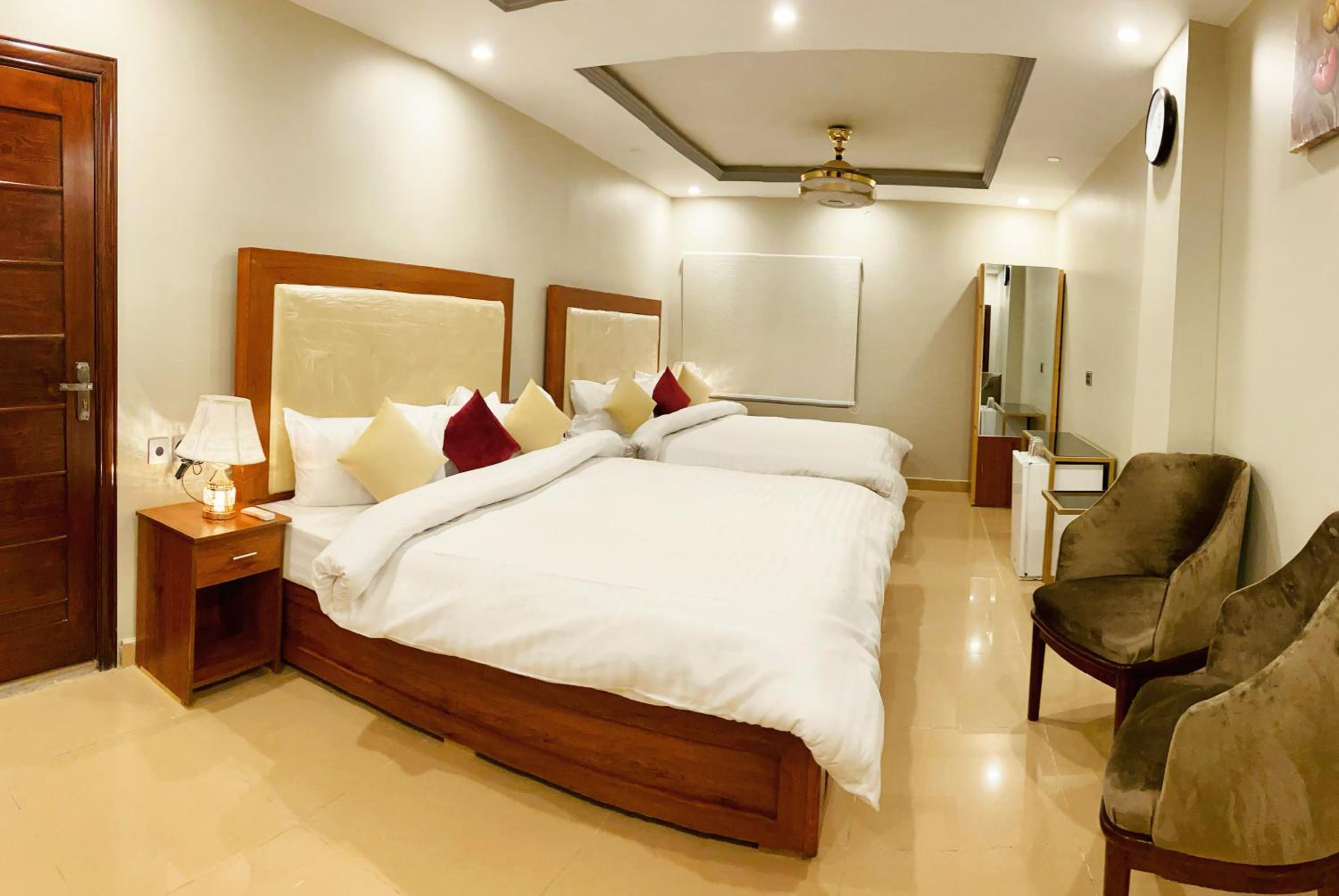 Luxury Quadruple Room photo 1