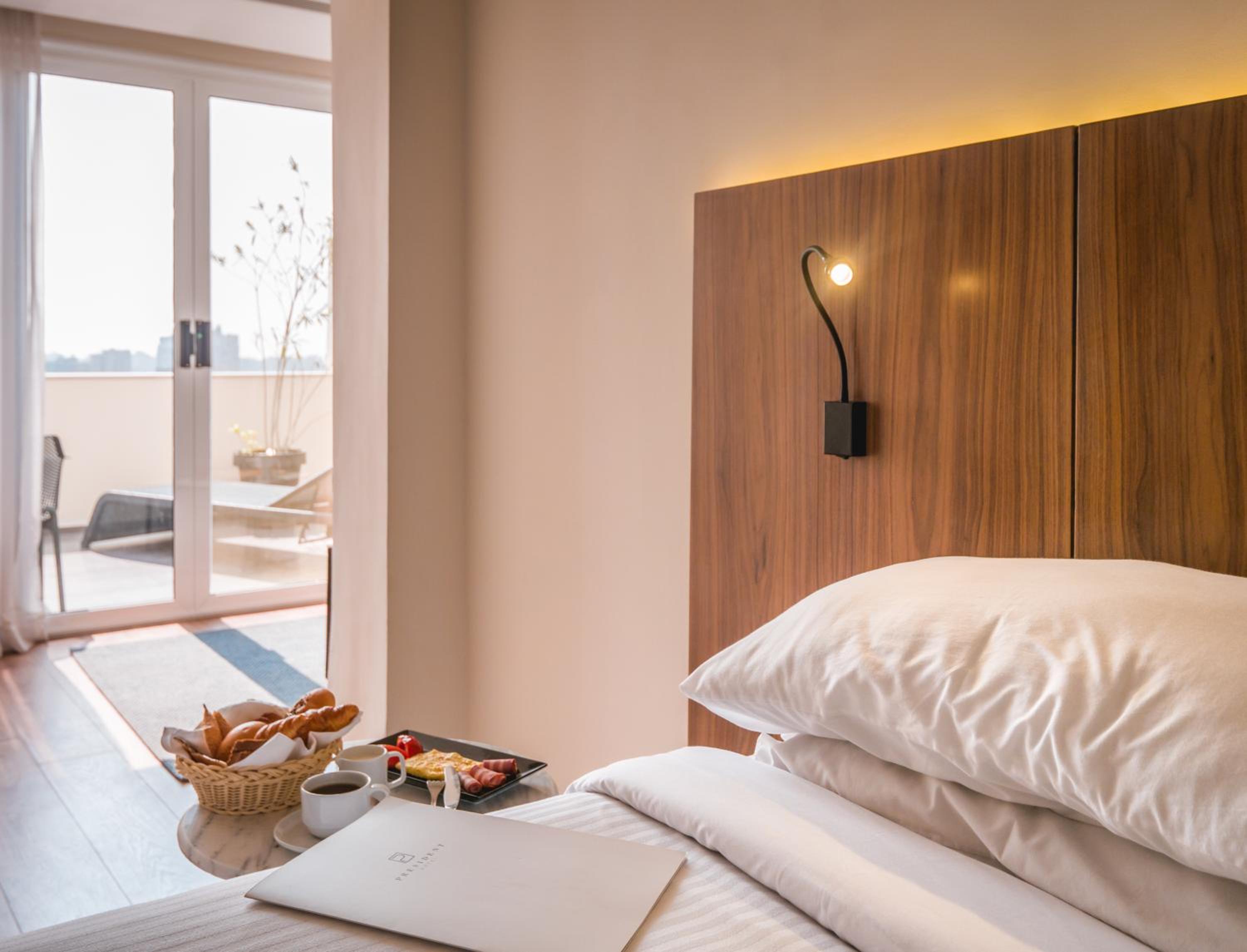 Junior Suite with Balcony