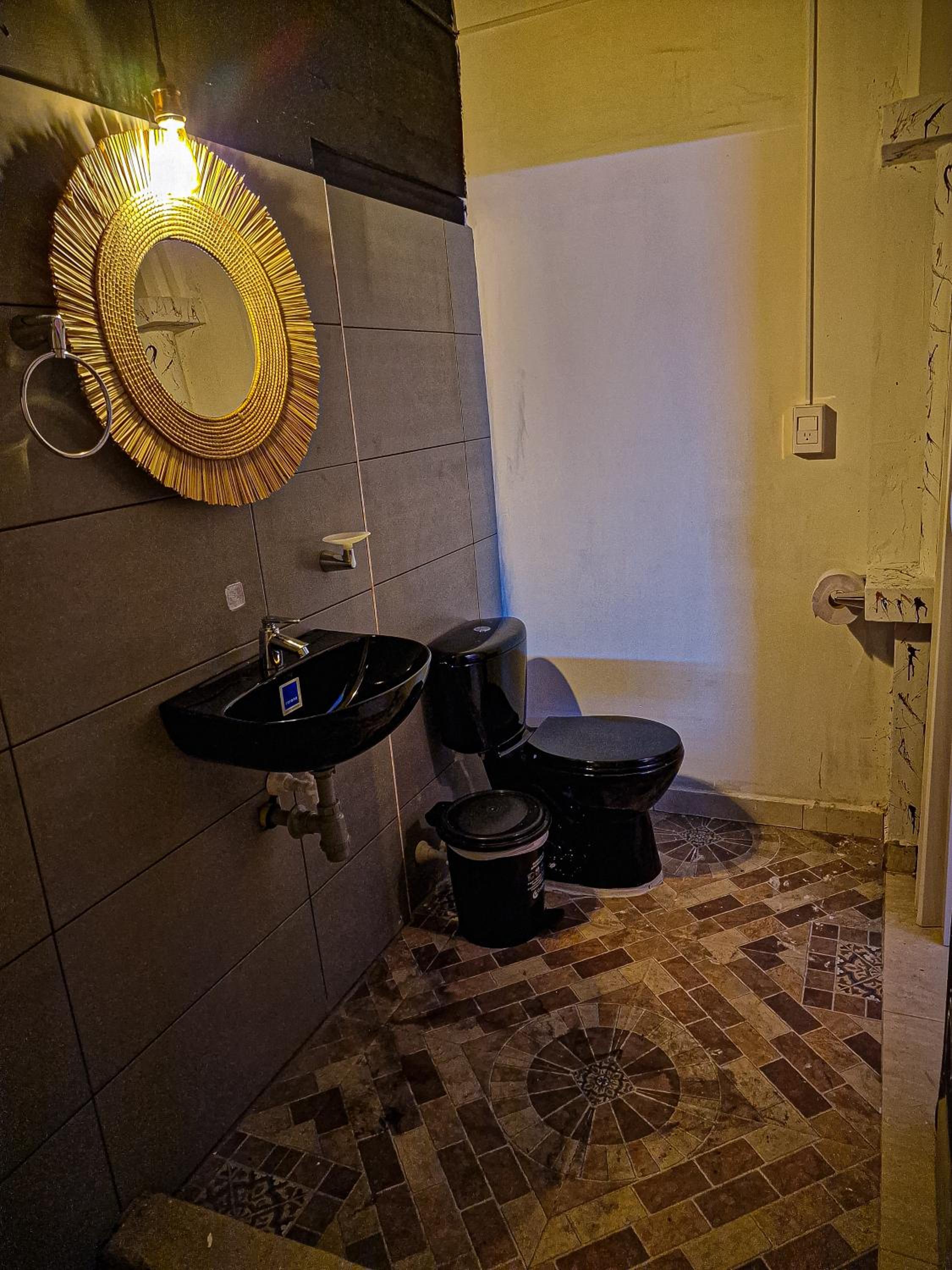 Triple Room with Private Bathroom photo 3