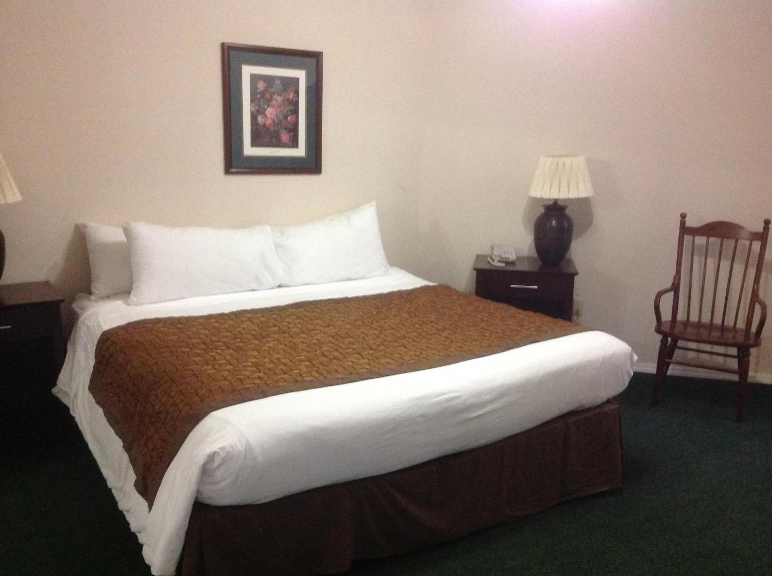King Studio Suite - Non-Smoking - Photo 3