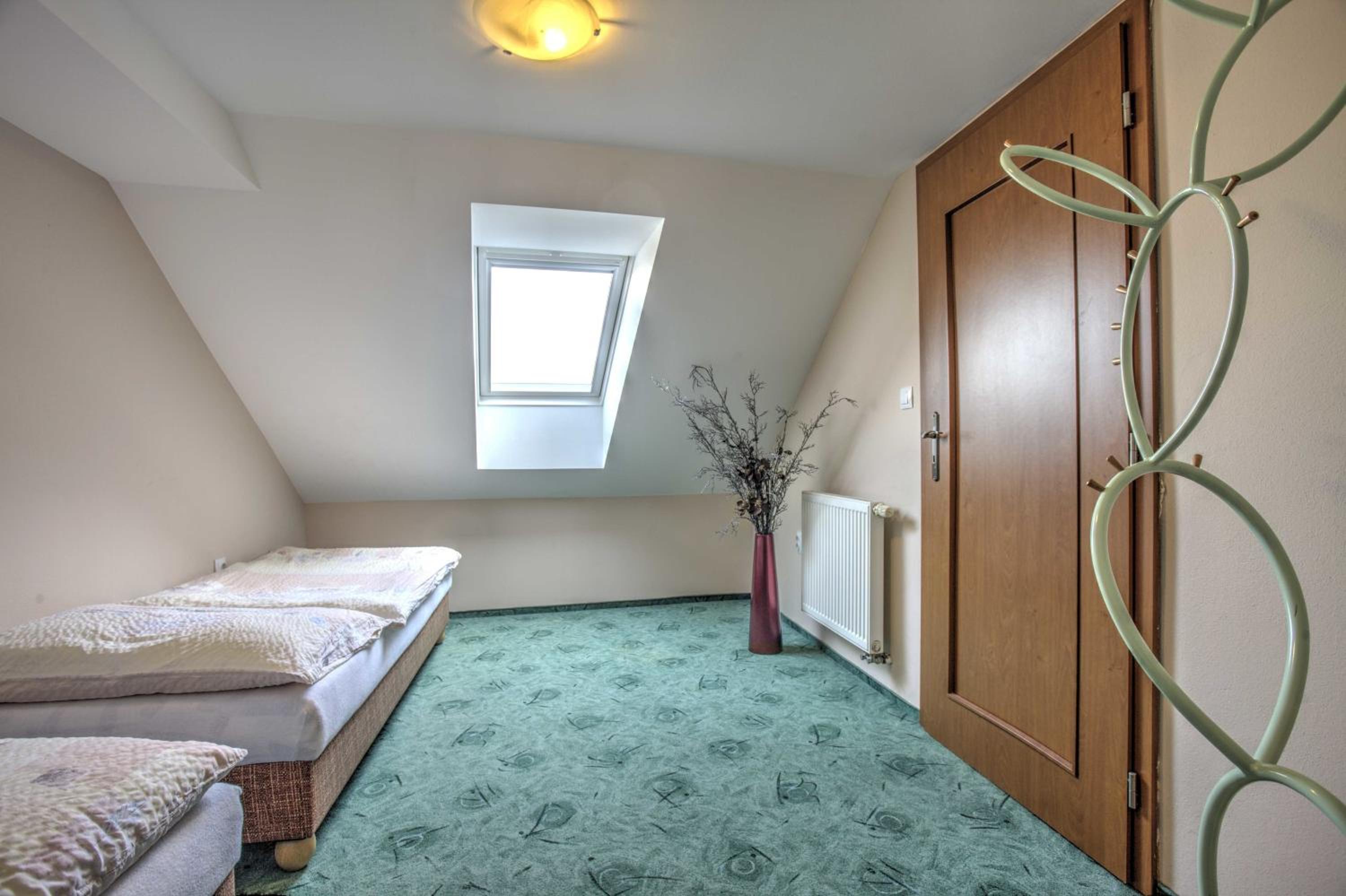 Apartment with Balcony photo 1