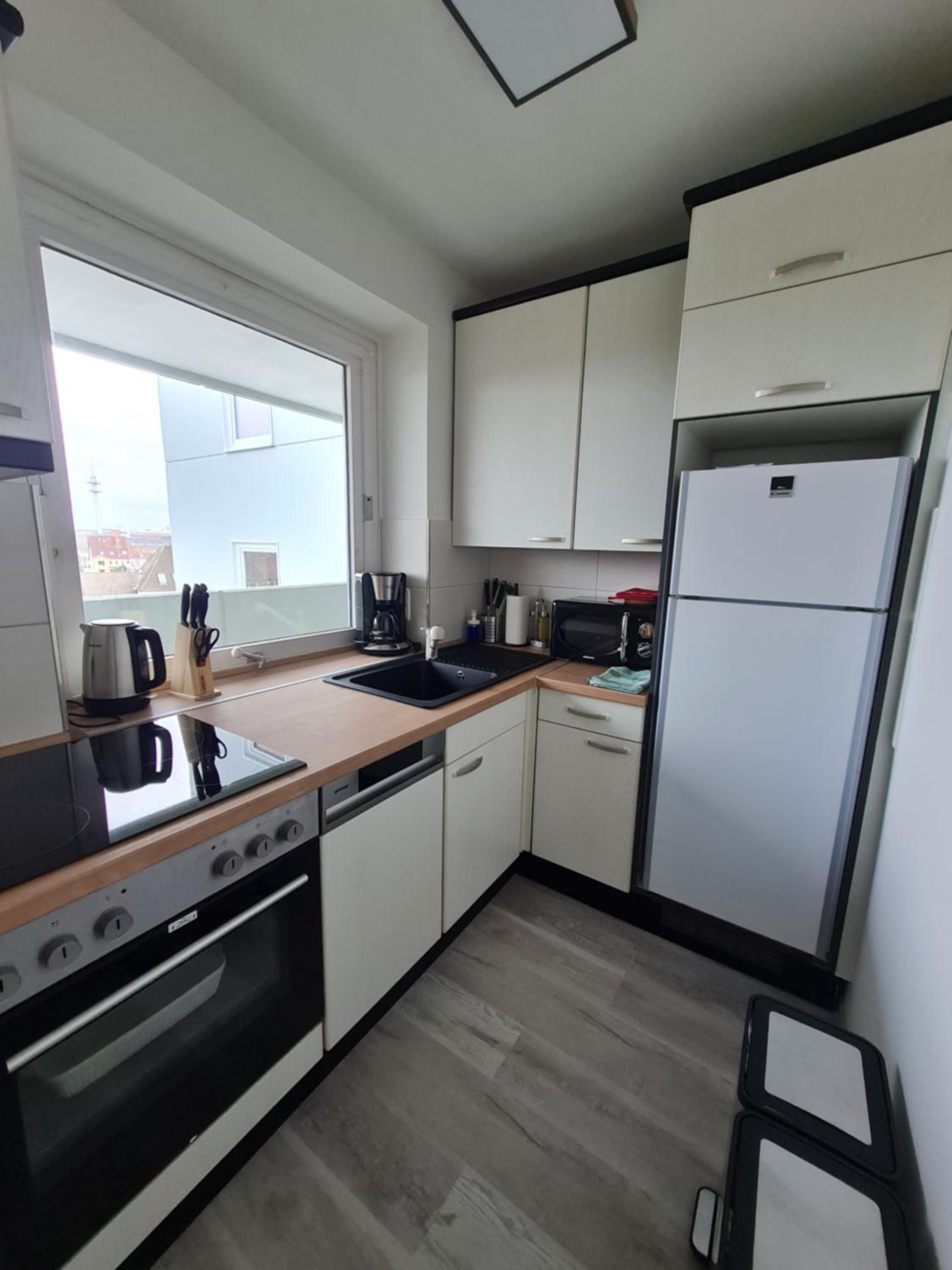 One-Bedroom Apartment photo 2