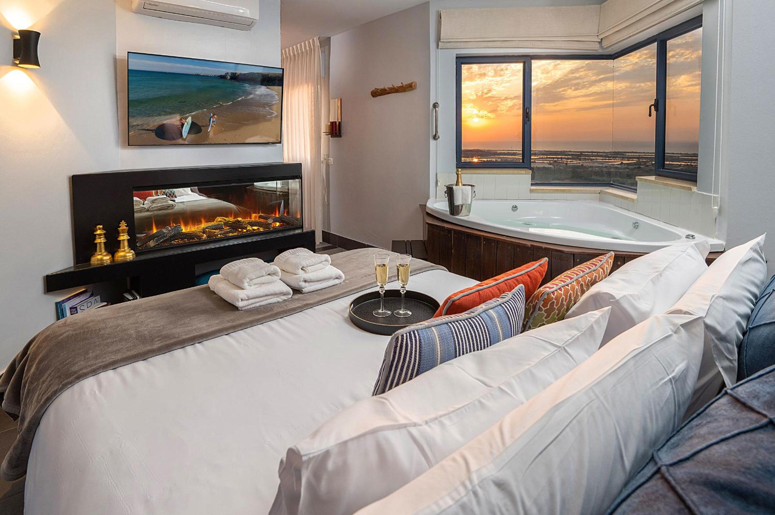 Queen Room with Sea View
