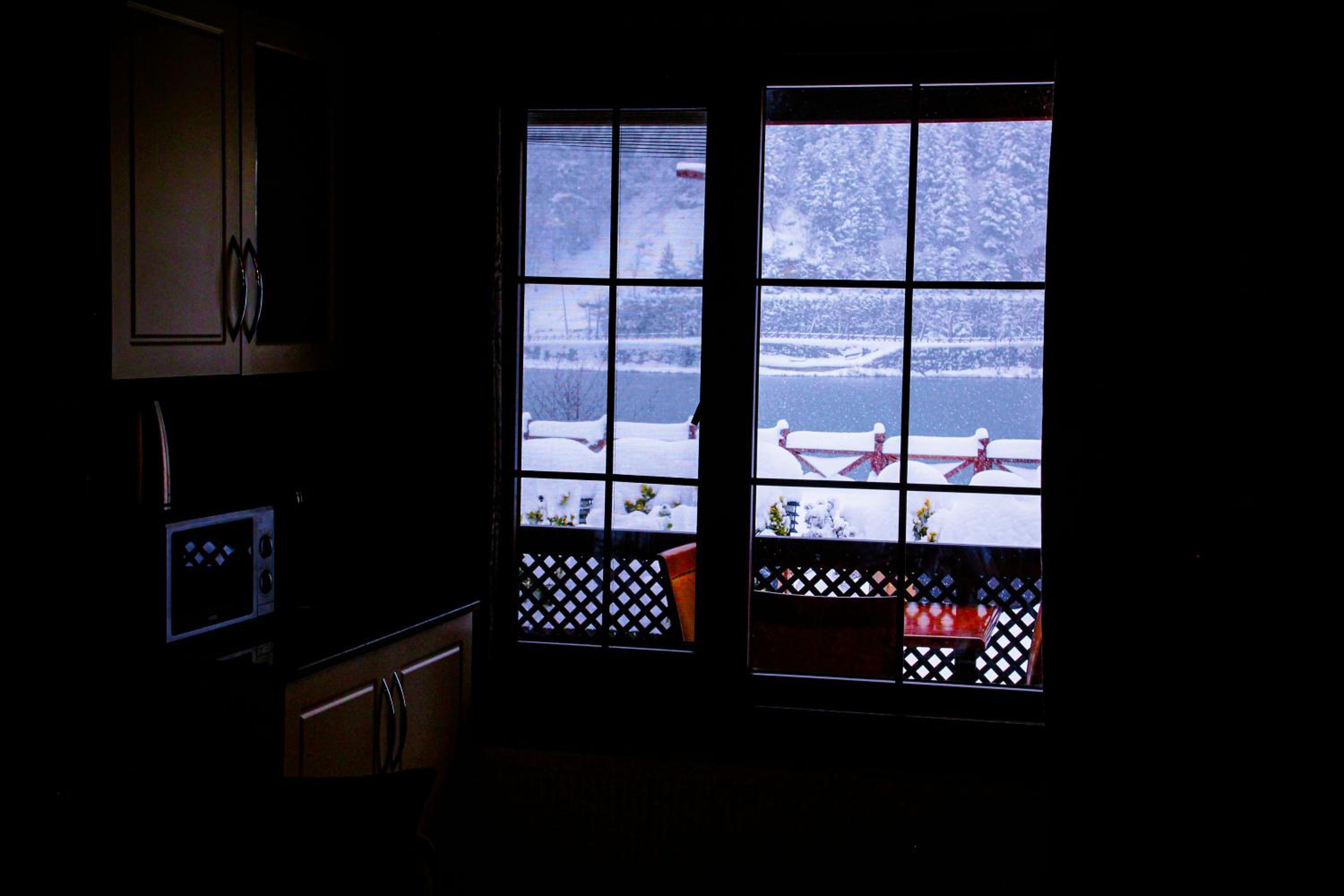 Two-Bedroom Bungalow with Lake View - Photo 24