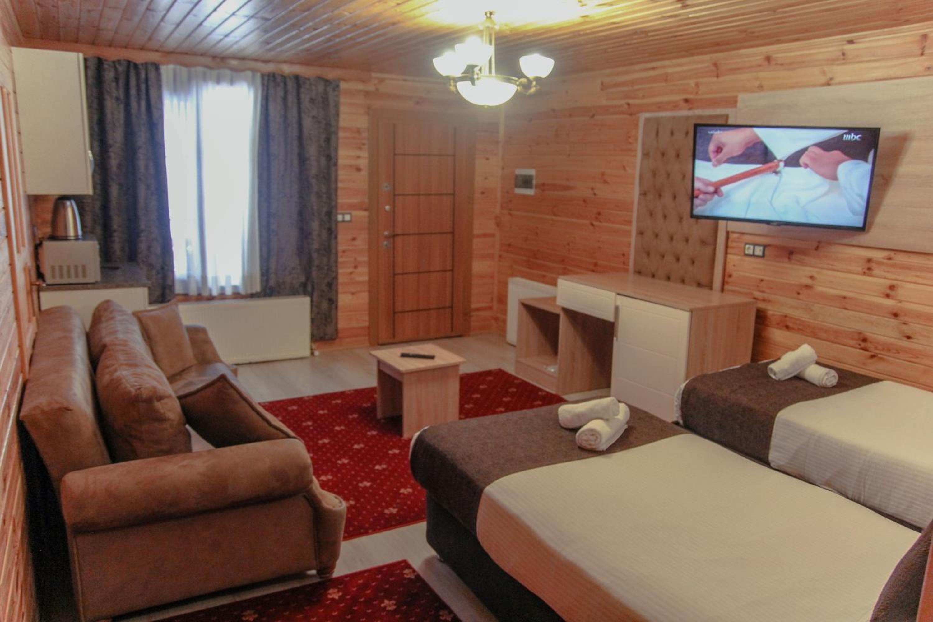 Two-Bedroom Bungalow with Lake View - Photo 29