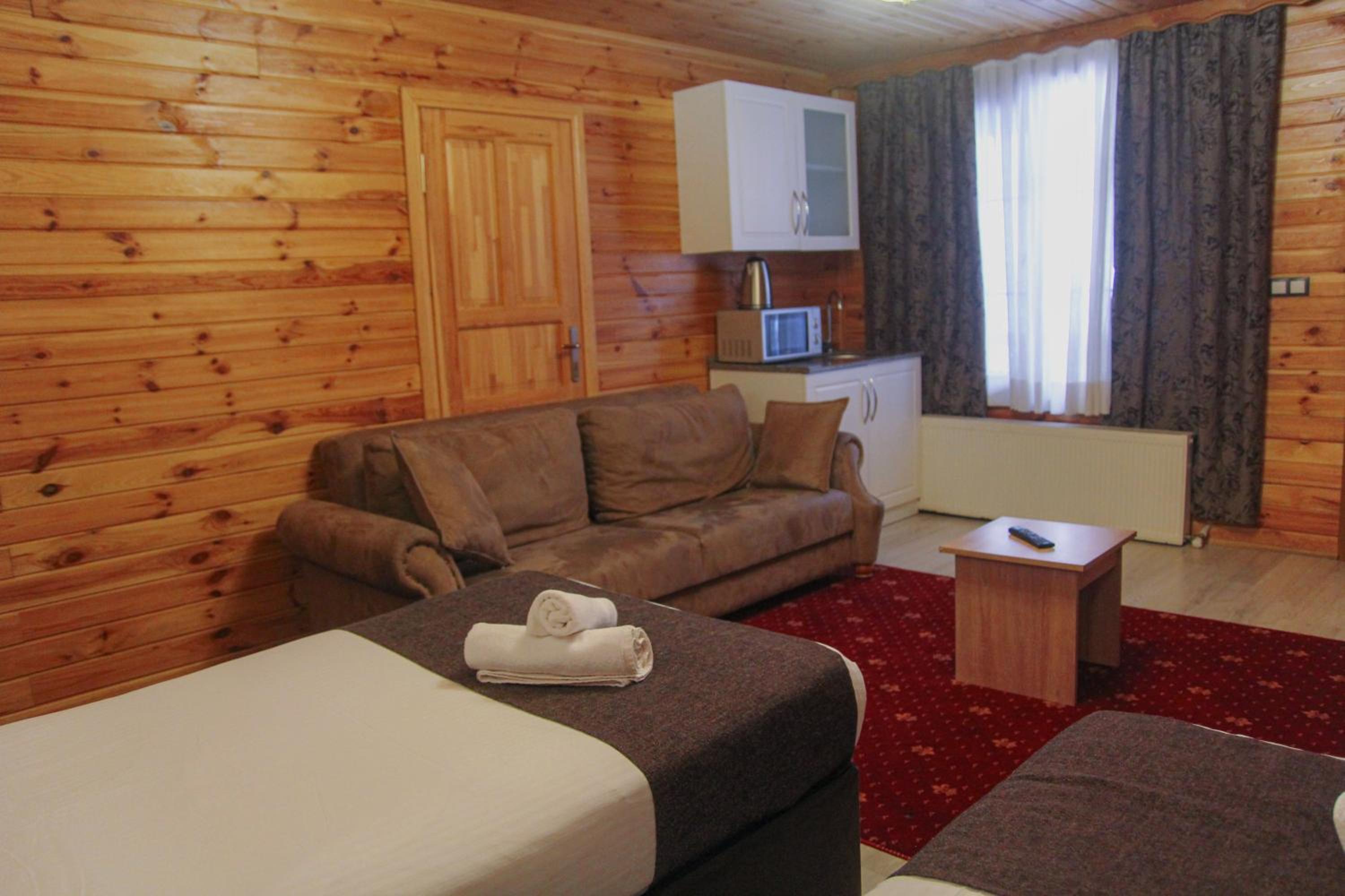 Two-Bedroom Bungalow with Lake View - Photo 28