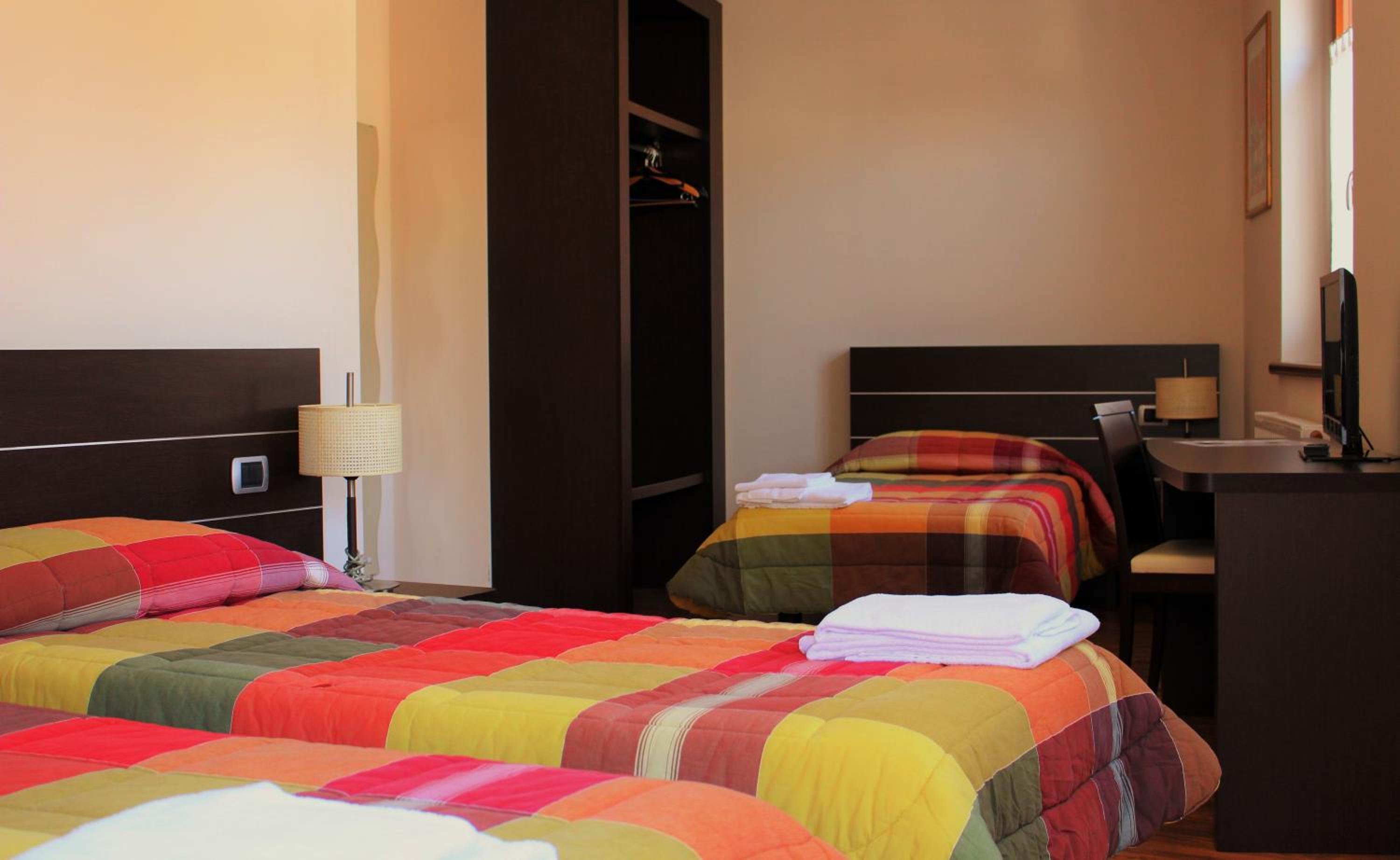 Triple Room with Terrace photo 1