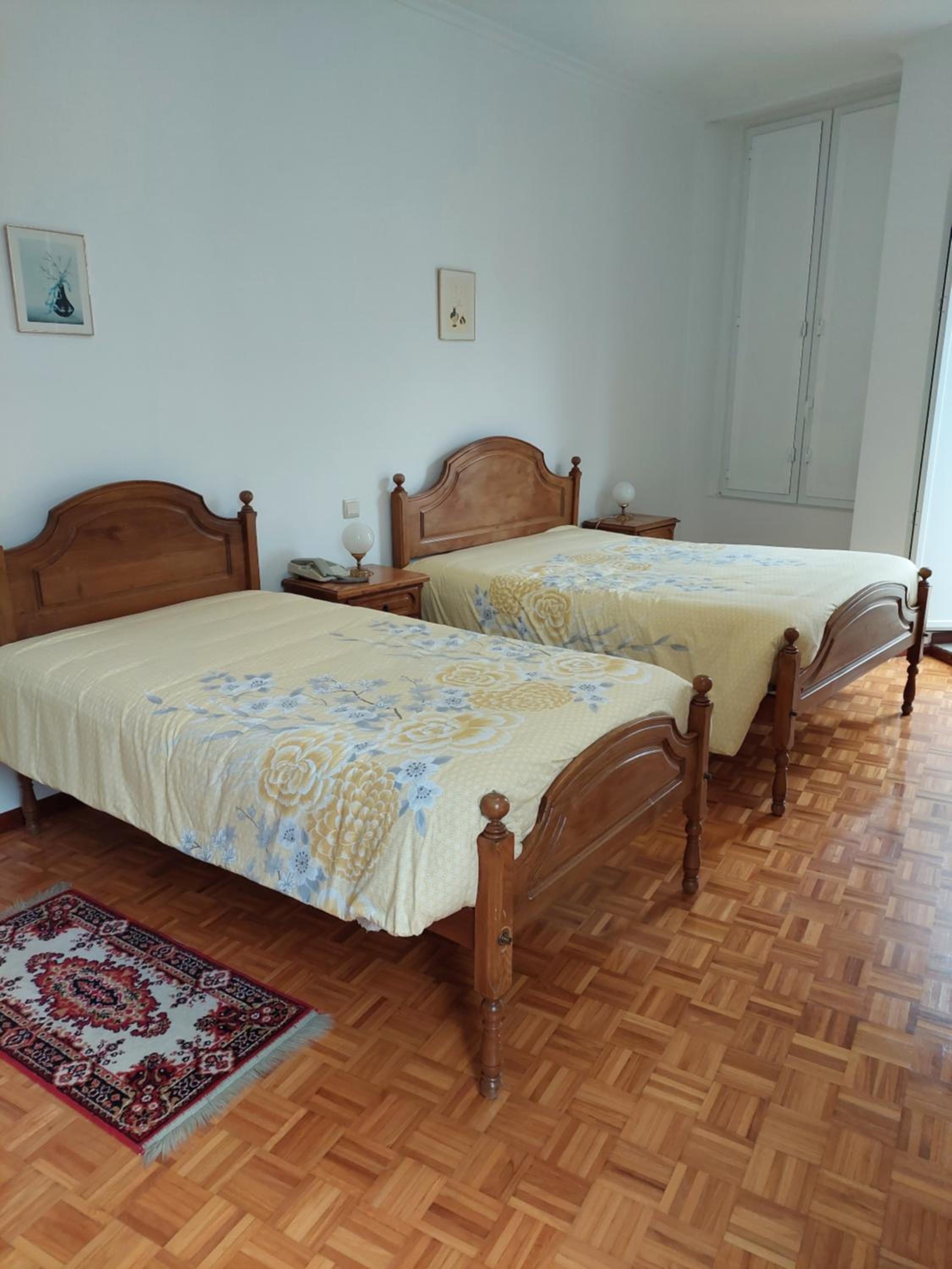 Triple Room with Bathroom - Photo 2