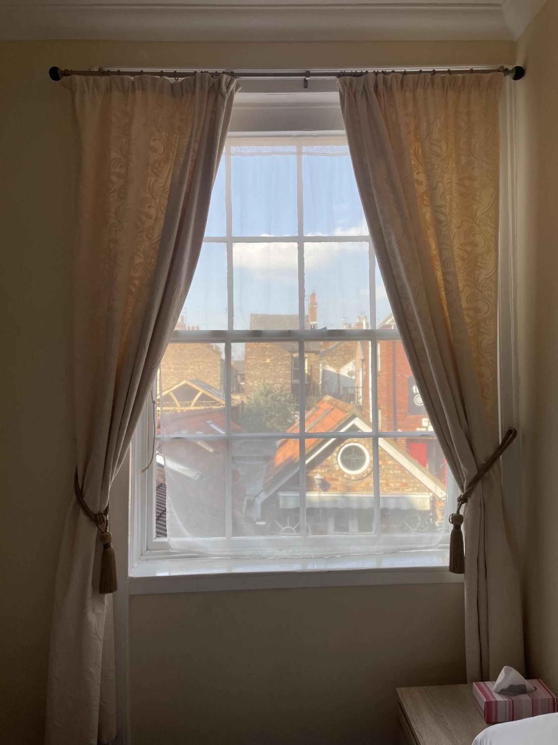 Standard Double Room photo 3