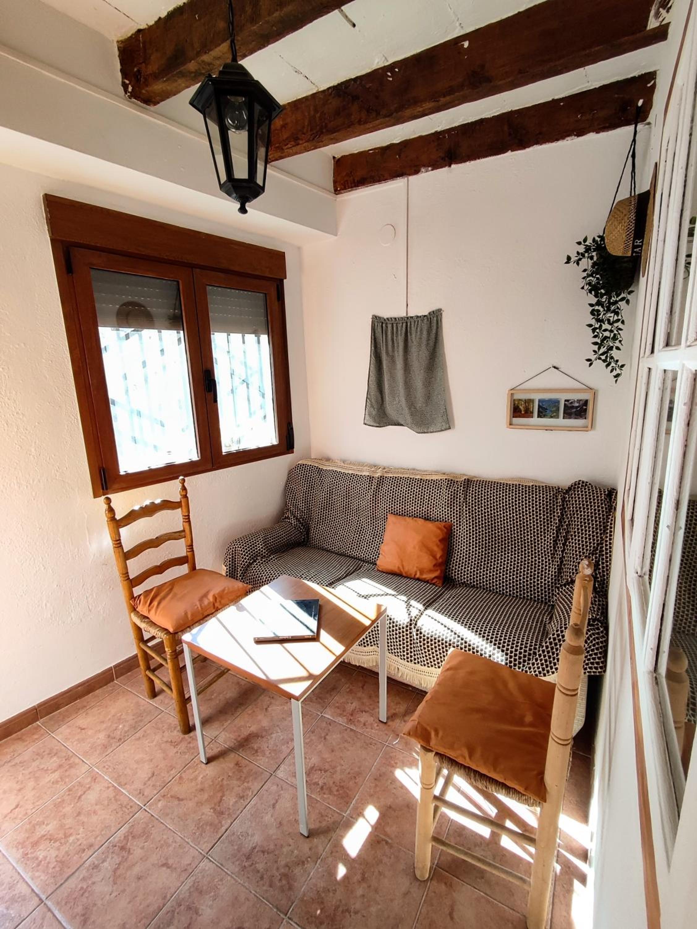 Casa de tres habitaciones