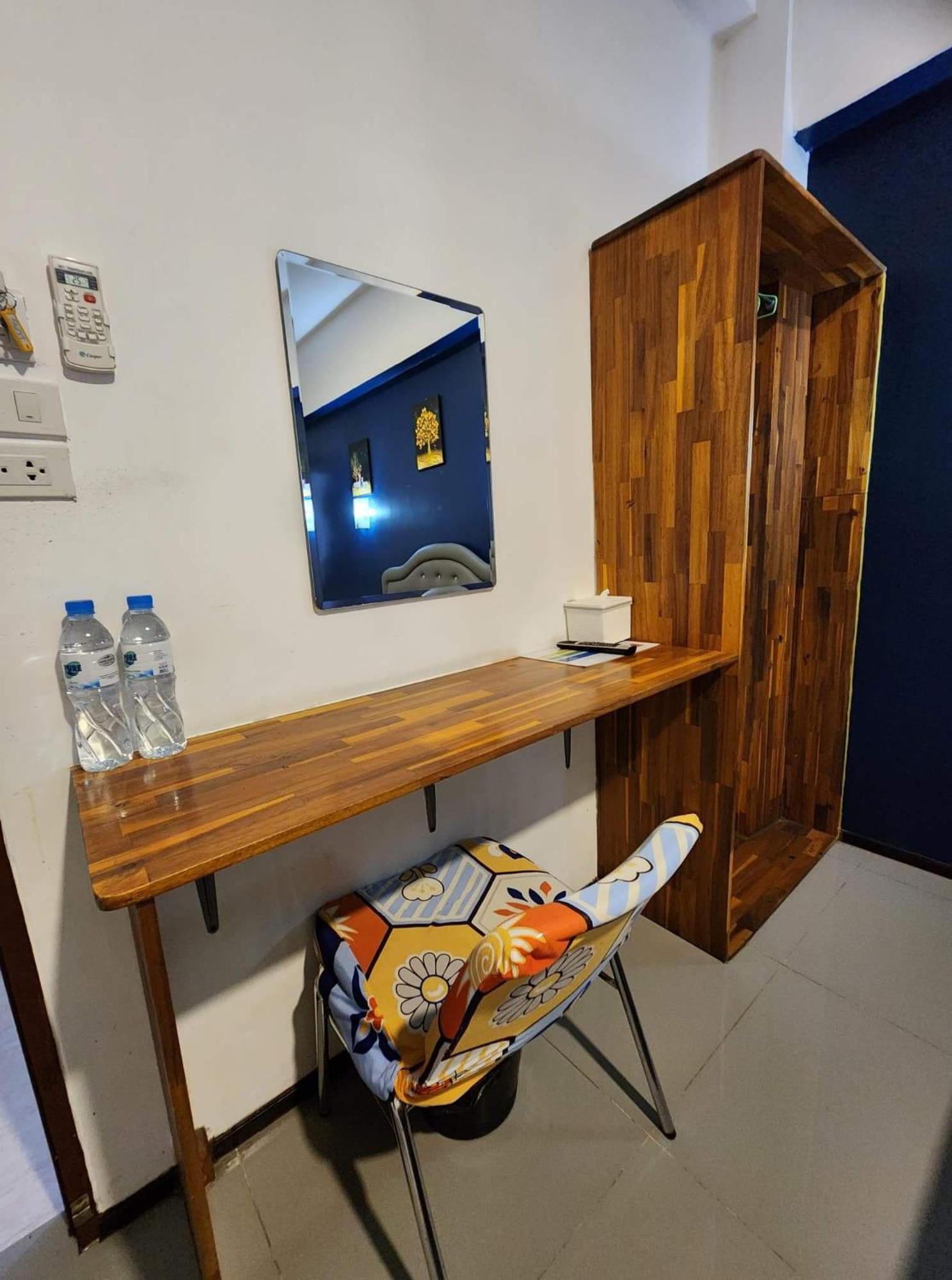 Standard Twin Room - Photo 3