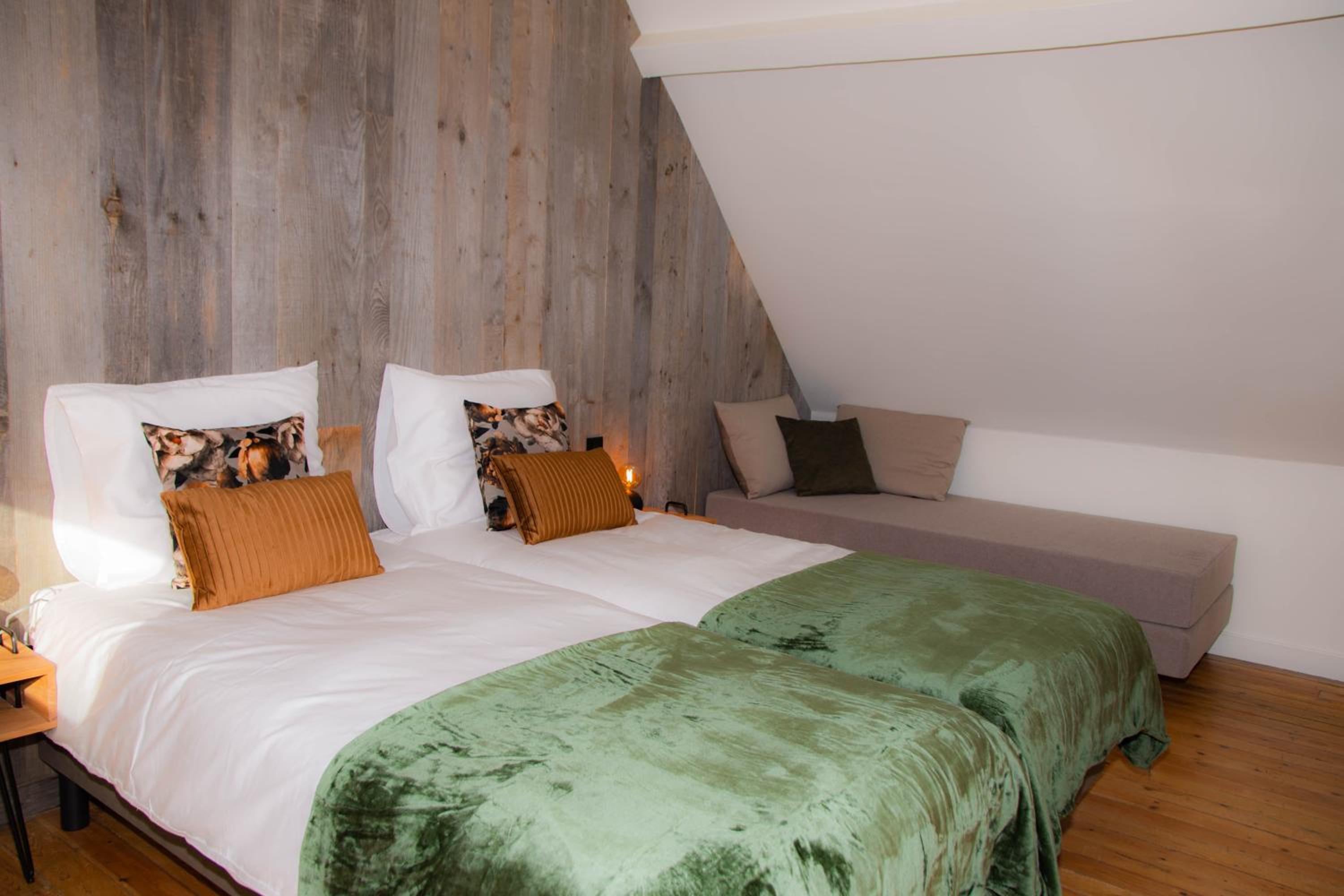 Three-Bedroom House photo 1