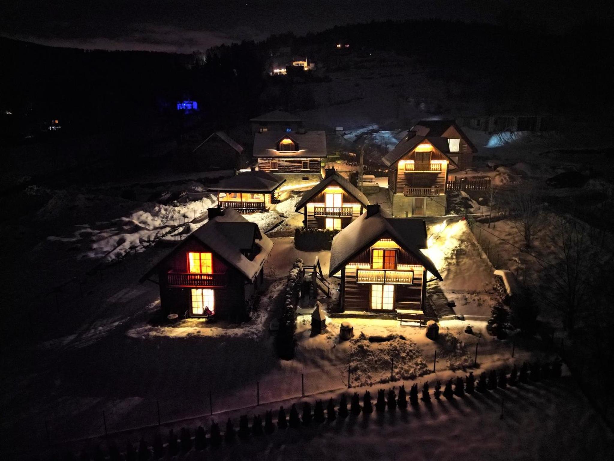 Two-Bedroom Chalet - Photo 2