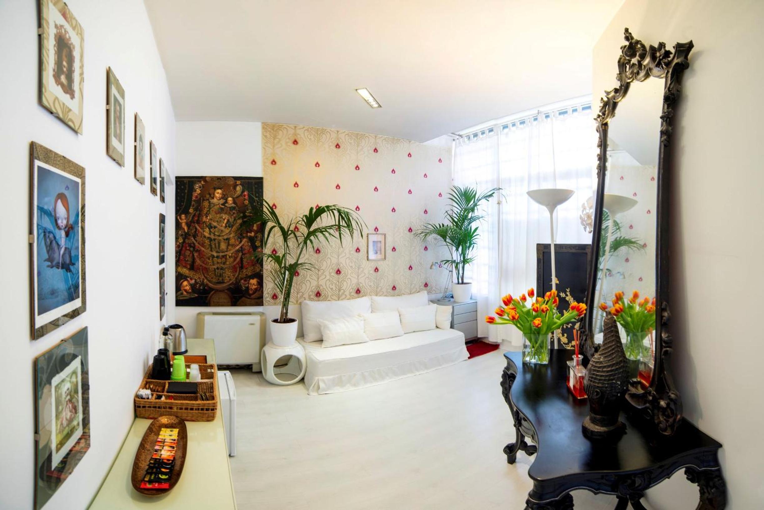Deluxe Quadruple Room