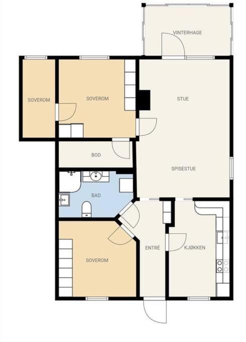 Three-Bedroom Apartment photo 3