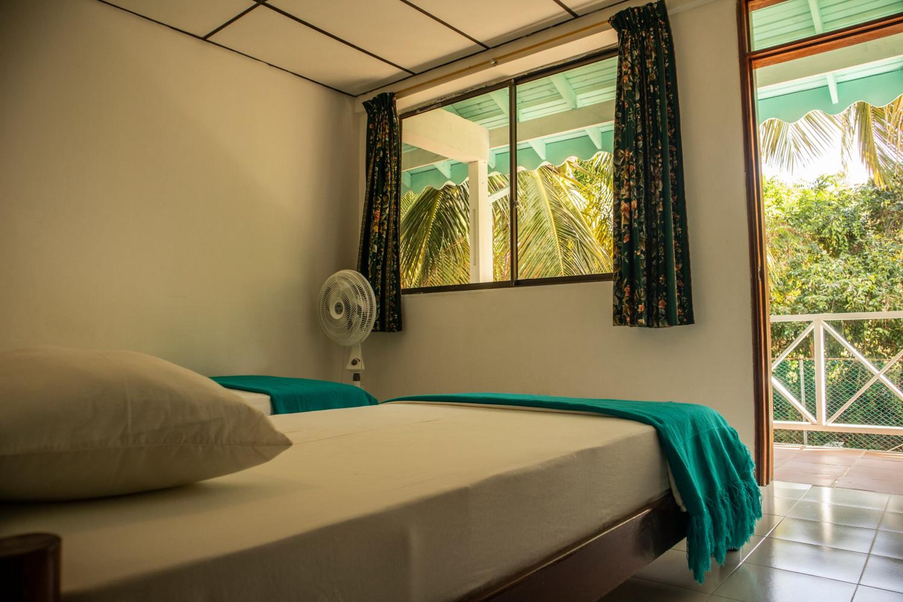 Deluxe Triple Room photo 1