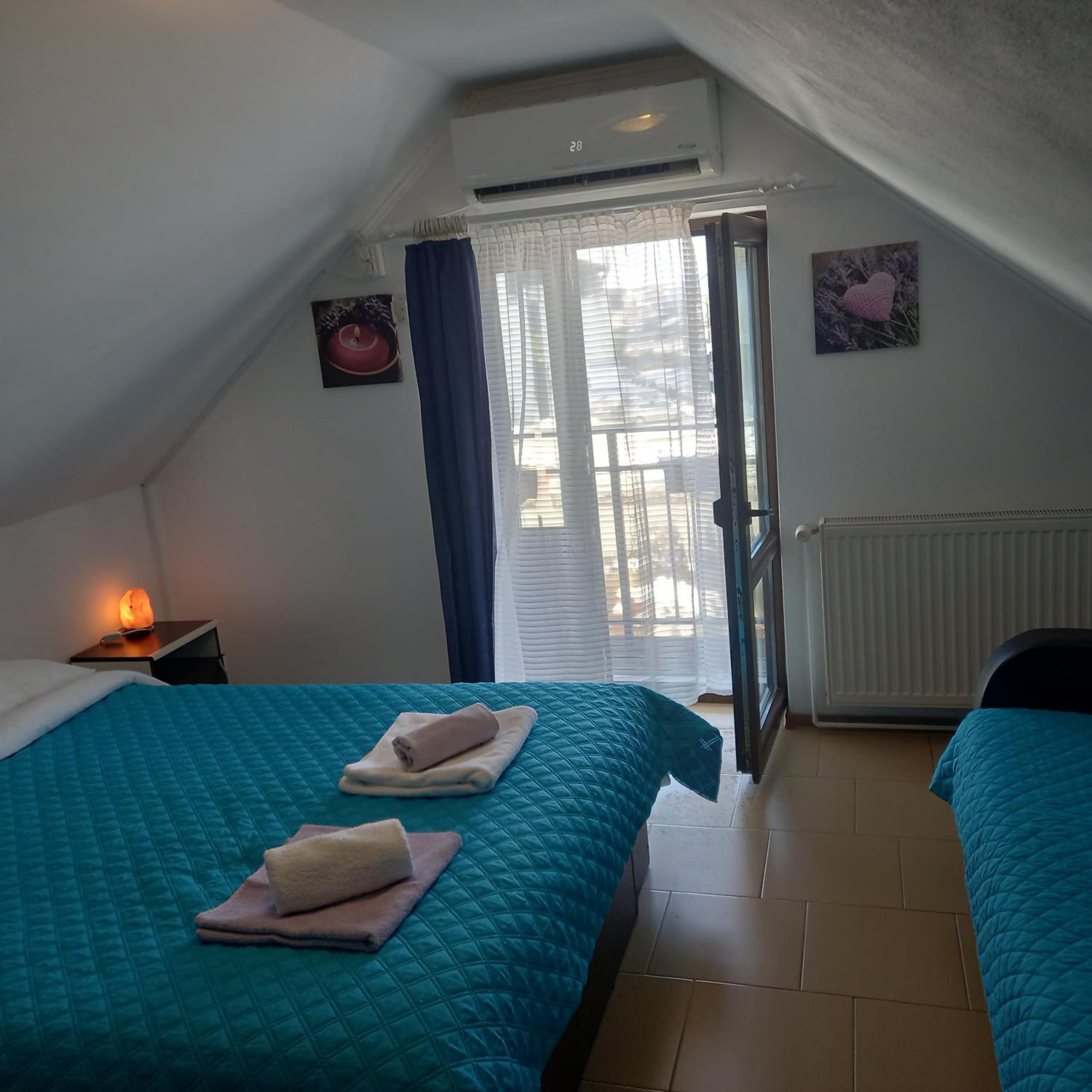 Attic Studio with Balcony  - Photo 1