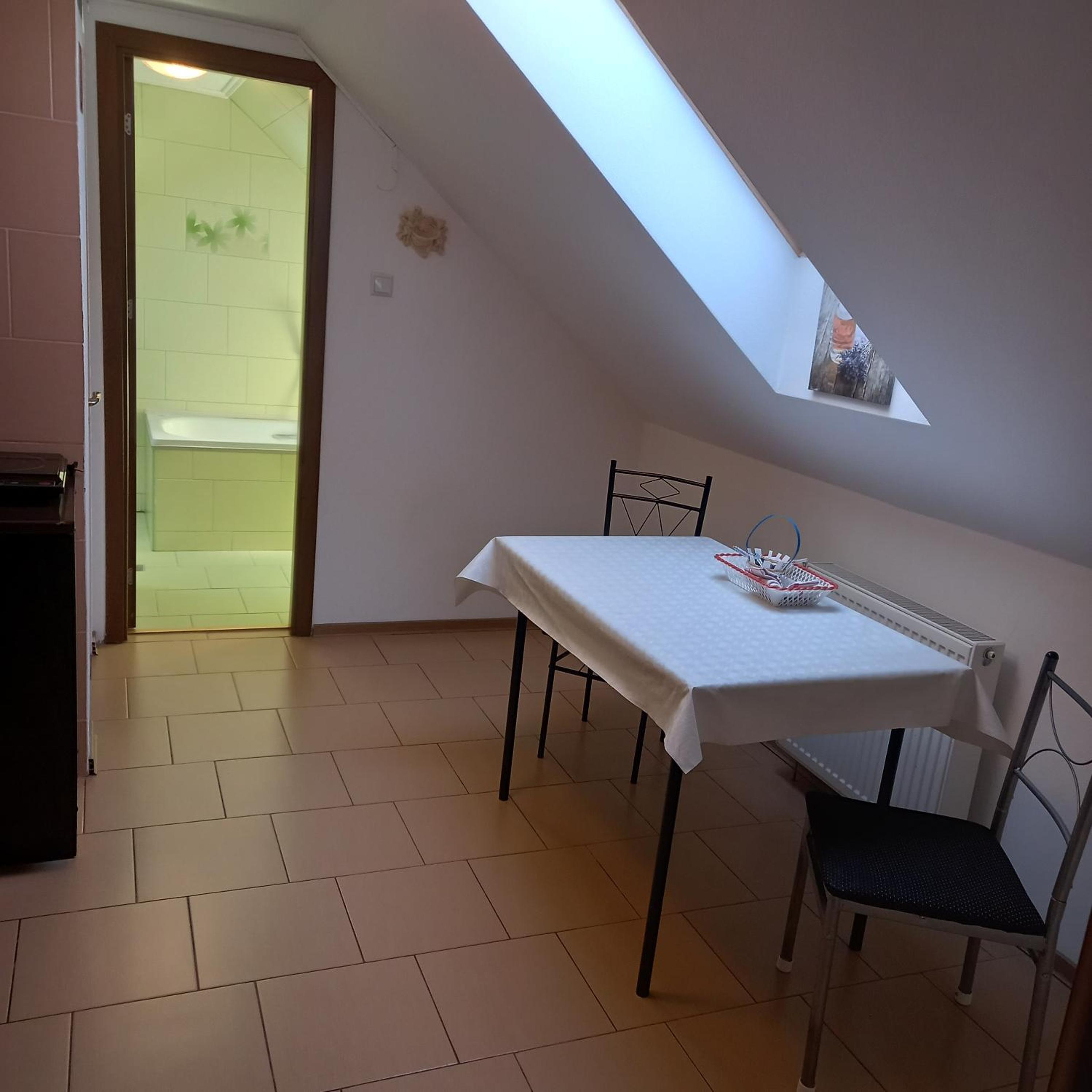Attic Studio with Balcony  - Photo 10