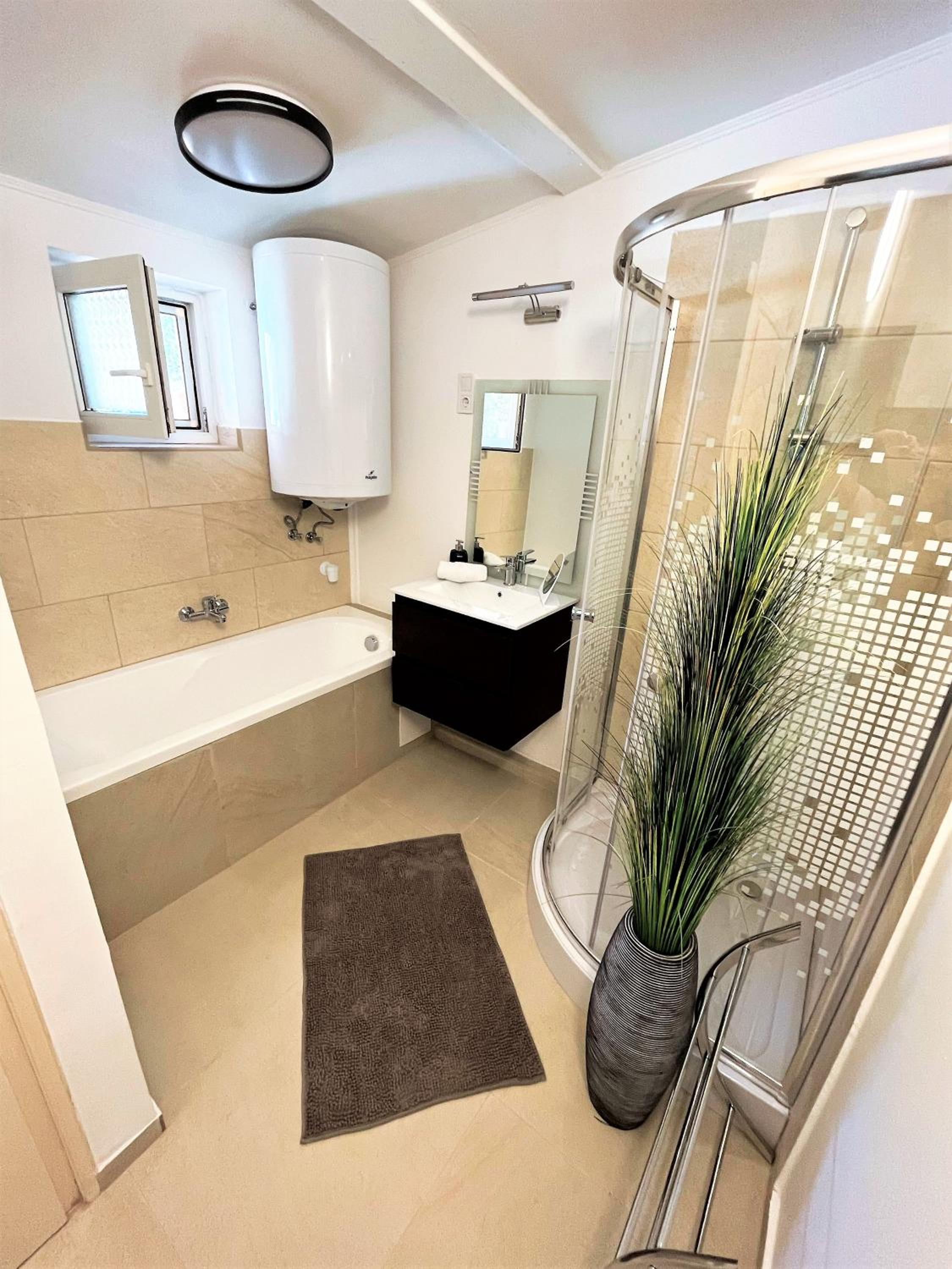 Superior Apartment photo 2
