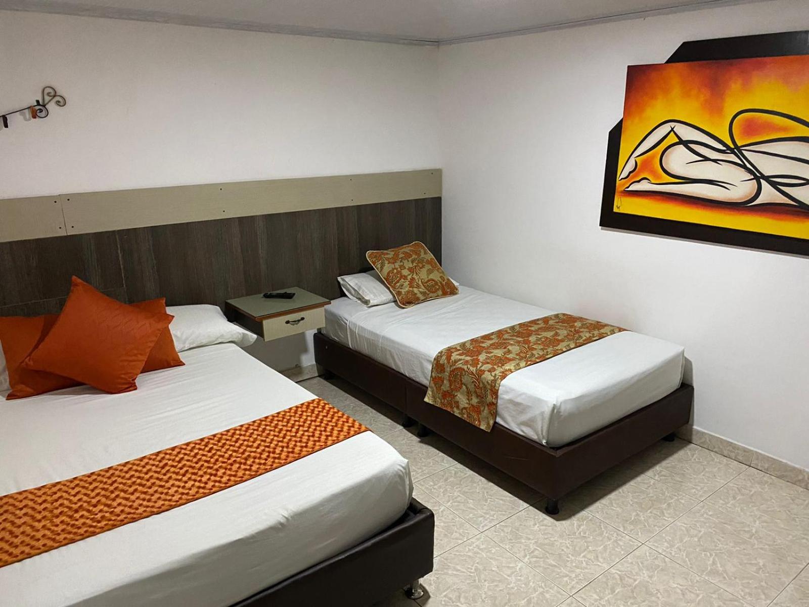 Basic Triple Room photo 1