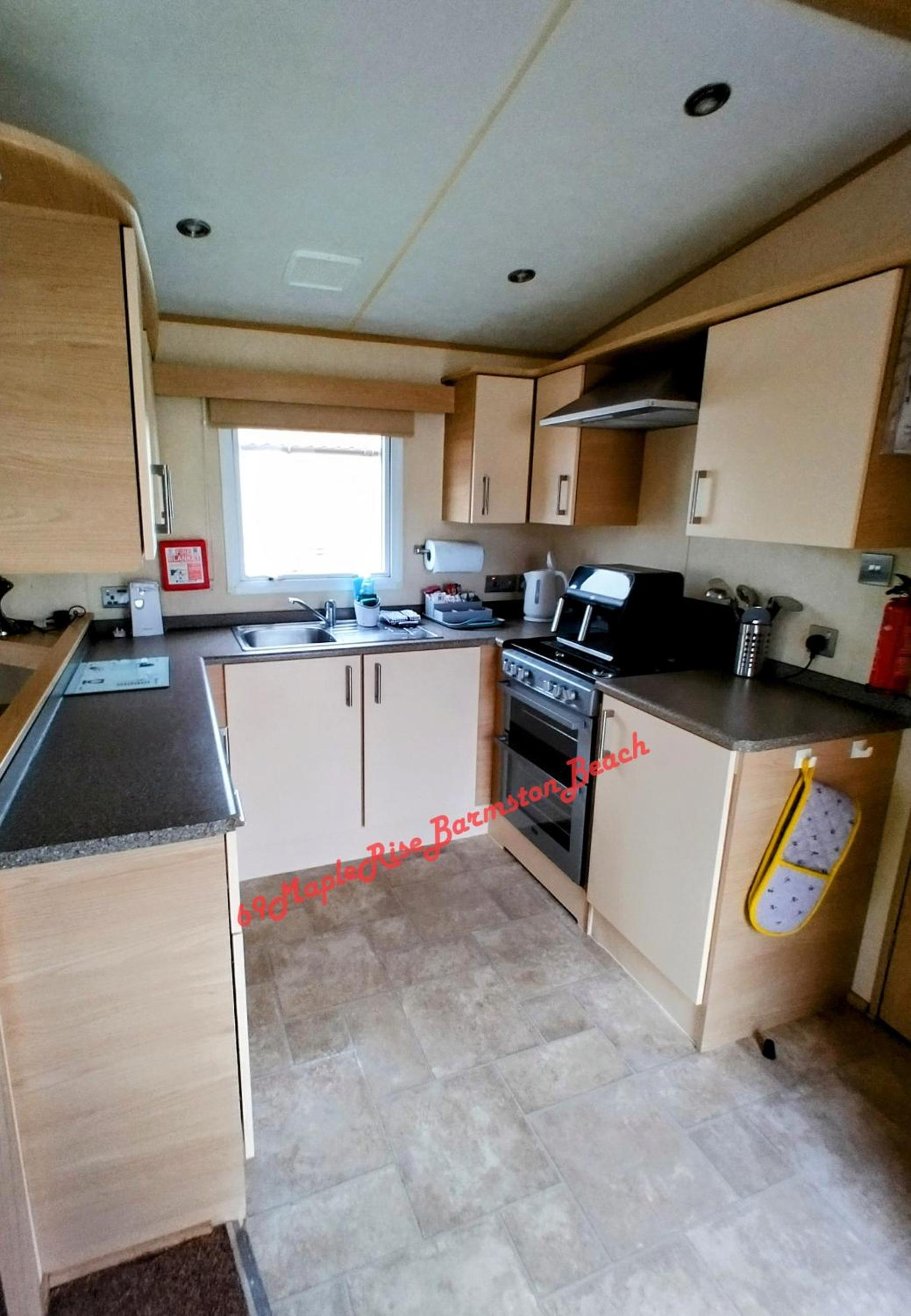 Caravan photo 3