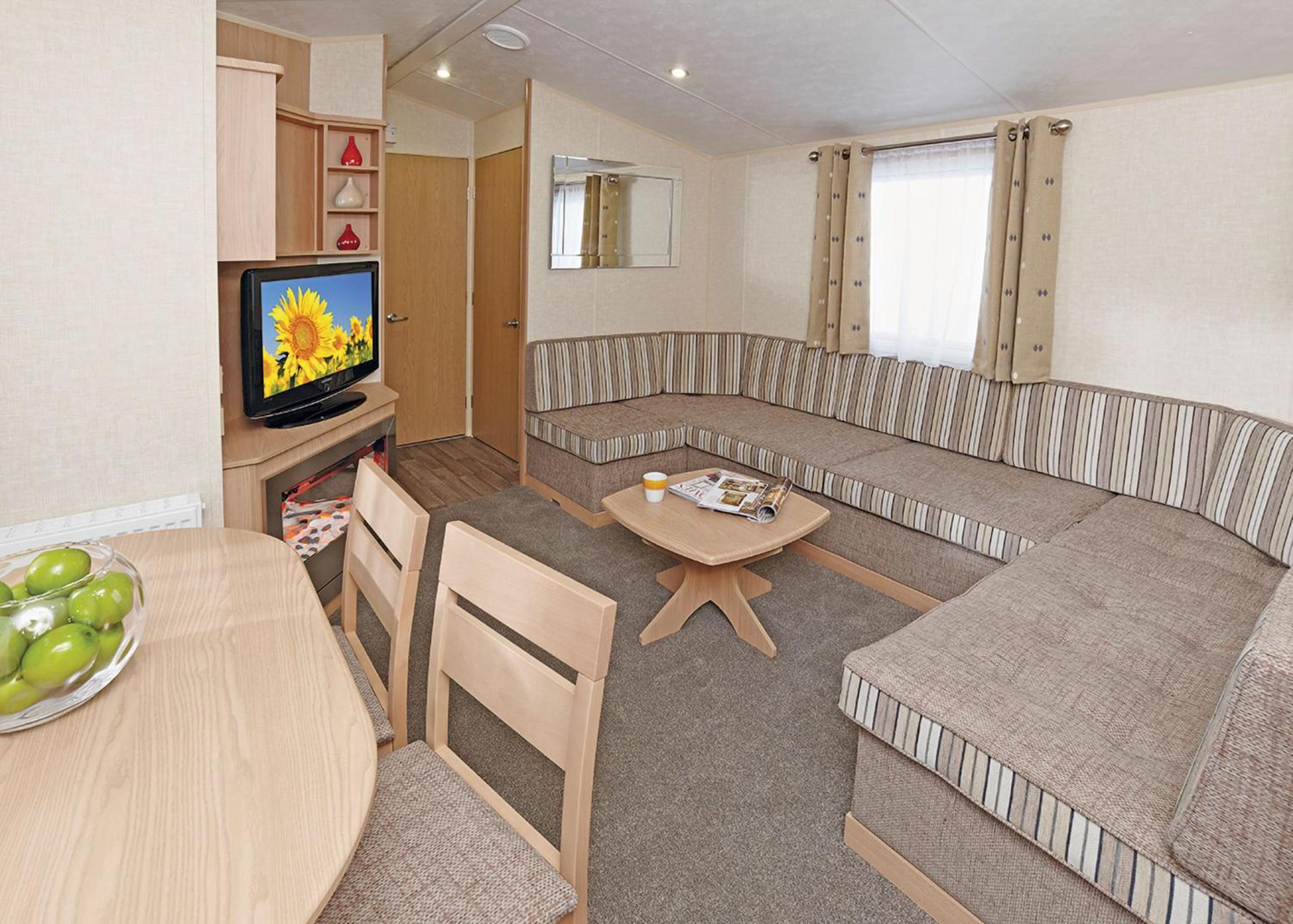 Three-Bedroom Mobile Home photo 2