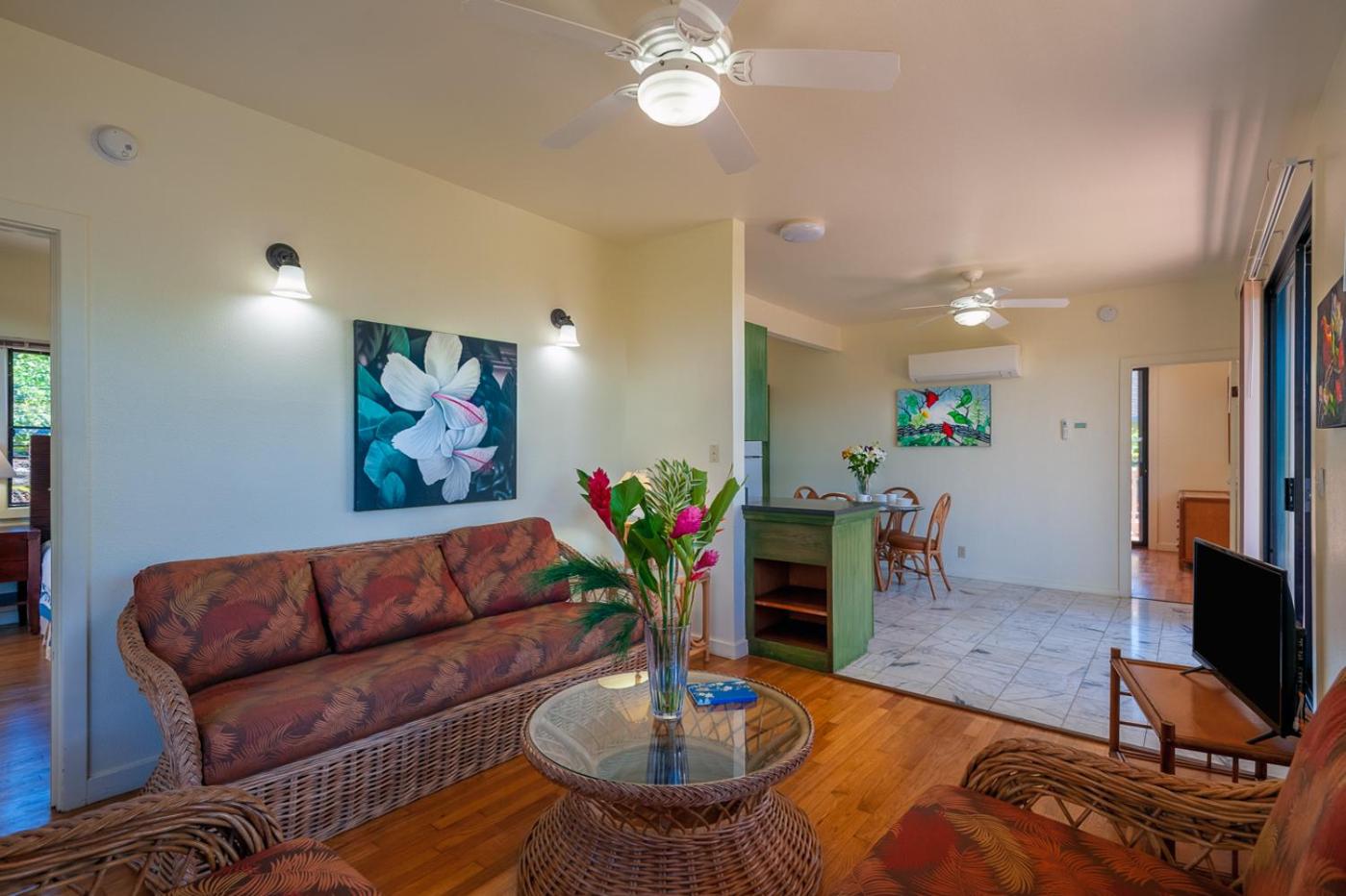 Apartment with Sea View - Photo 1