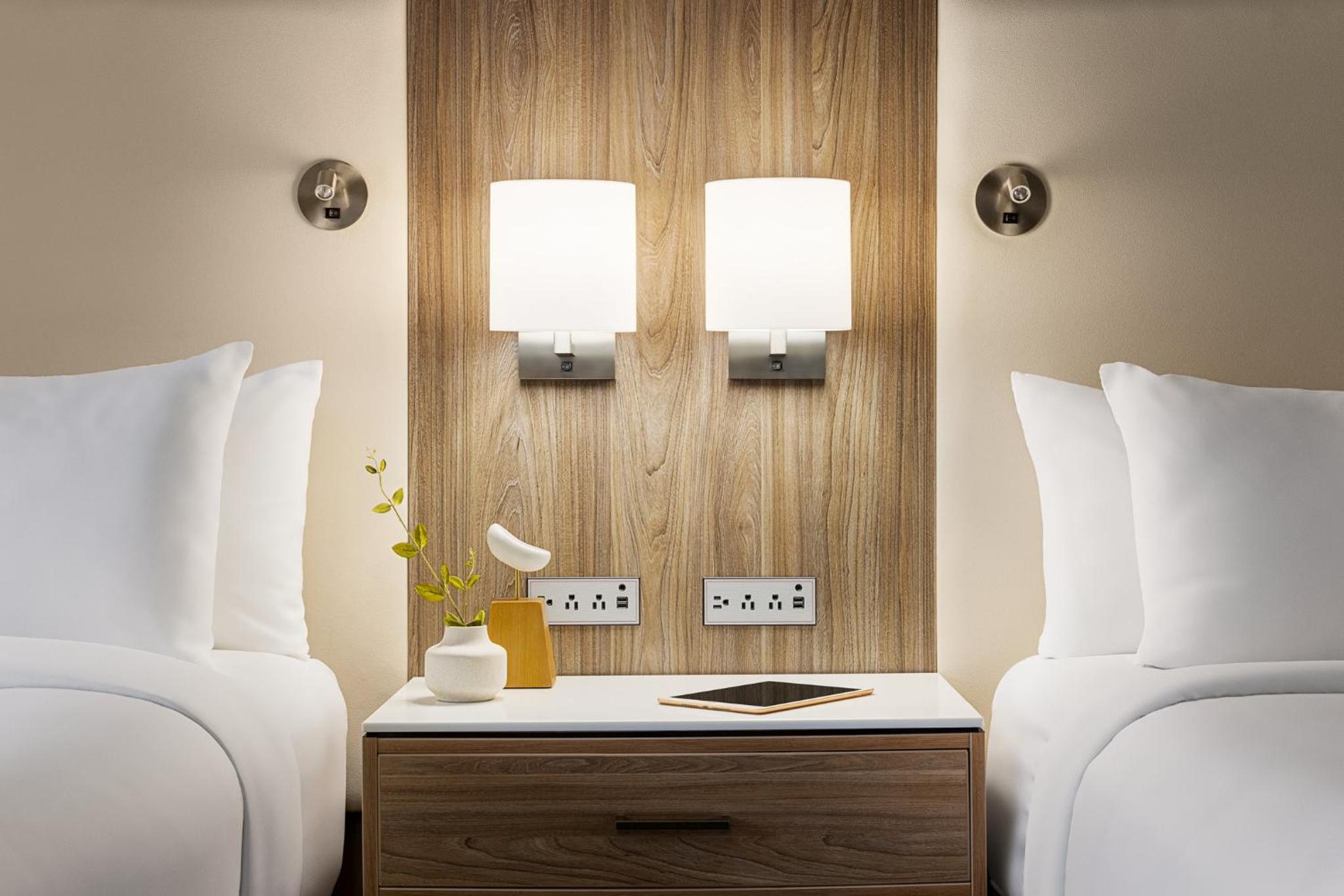 Standard Double Room with Two Double Beds - Photo 7