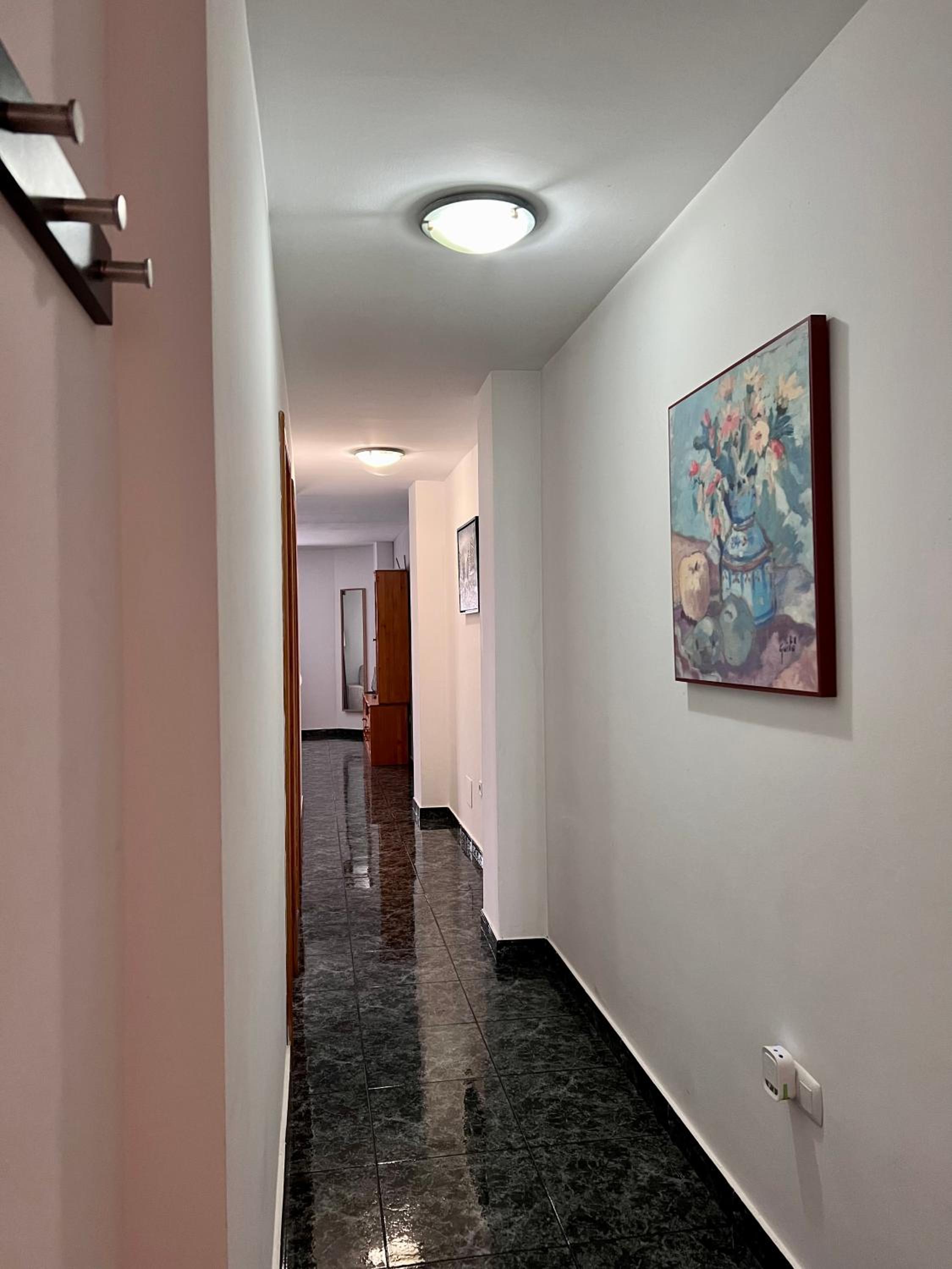 Two-Bedroom Apartment with Mountain View photo 3