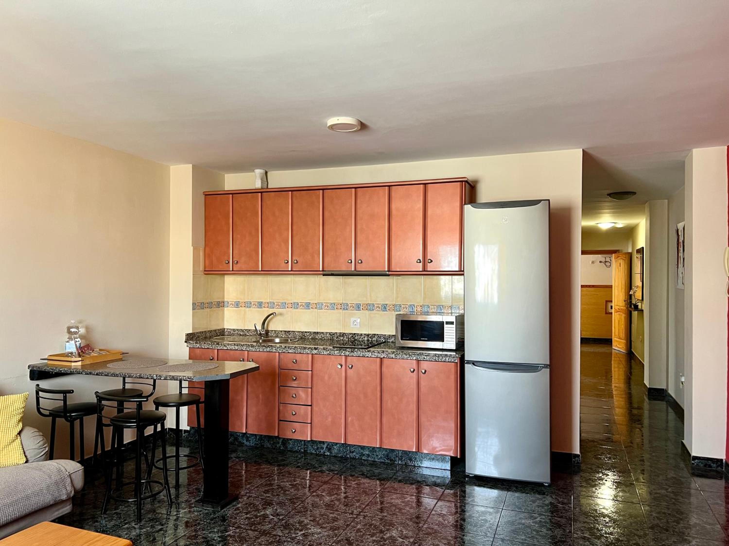Two-Bedroom Apartment with Mountain View photo 3