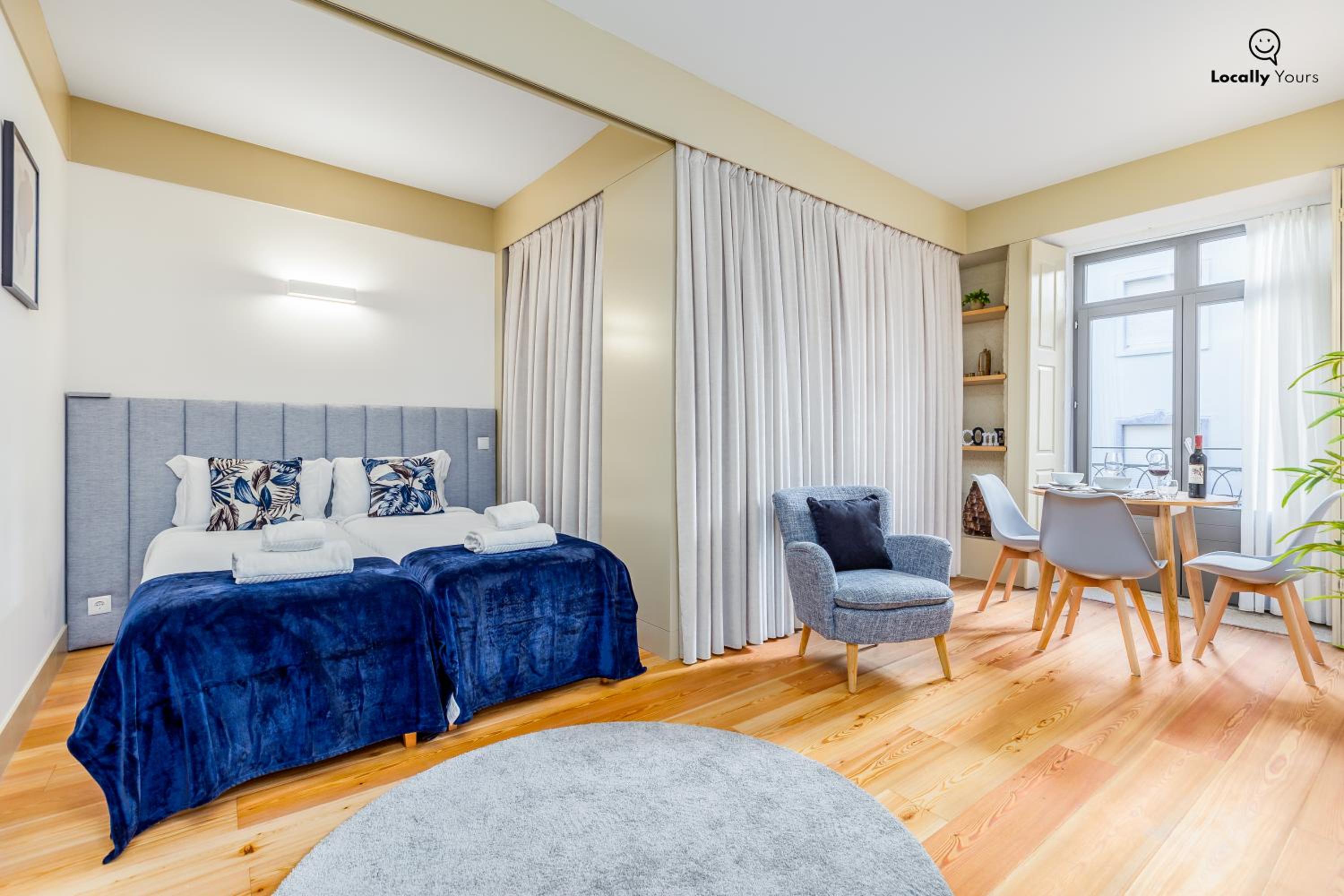Studio Apartment