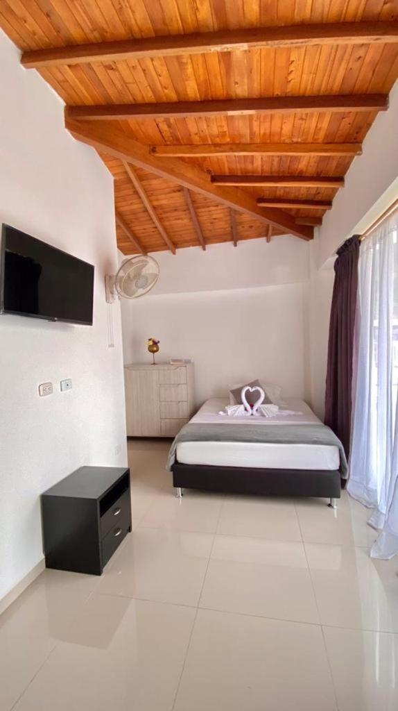 Double Room with Balcony photo 3