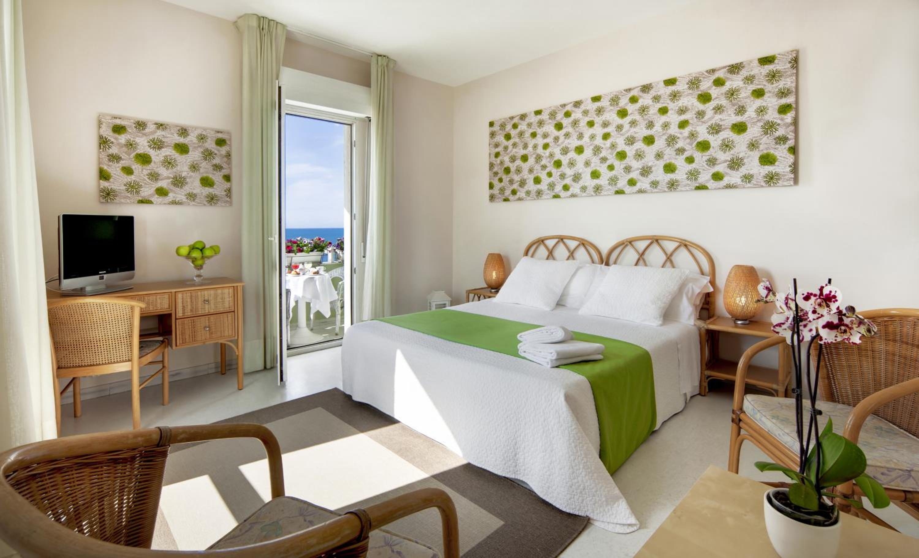 Superior Double Room with Sea View photo 2