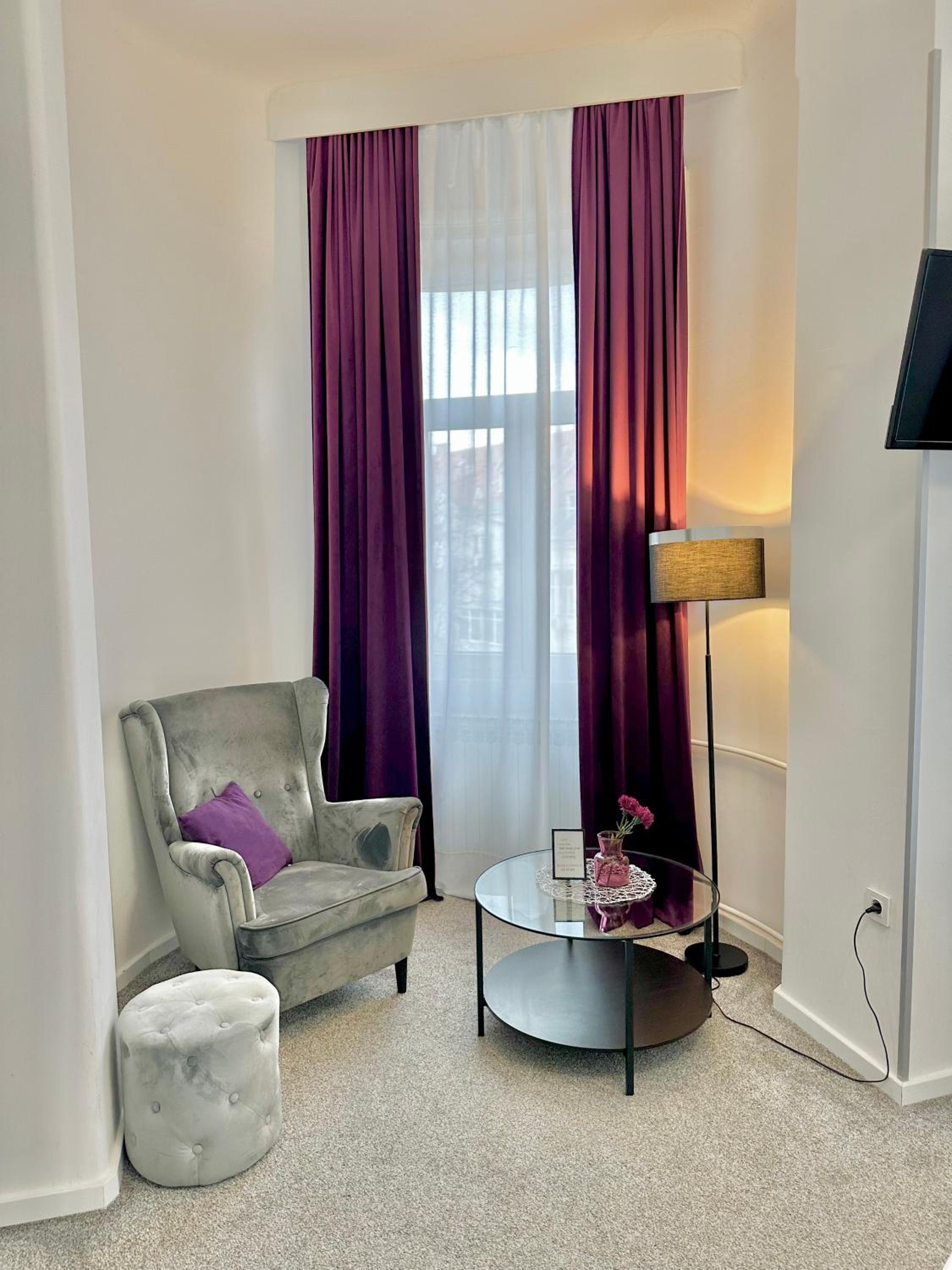 Double Room - Photo 4