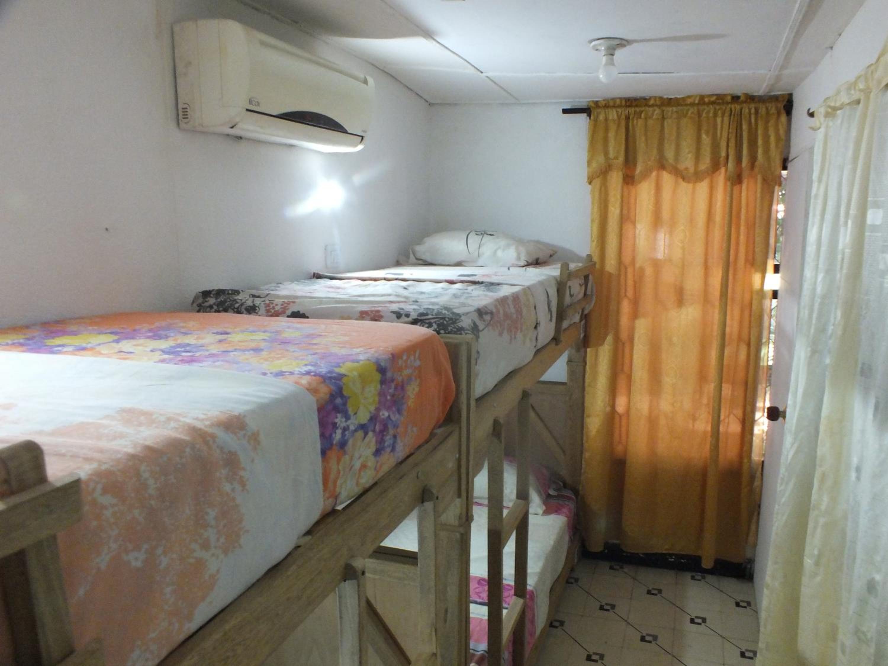 Quadruple Room With Shared Bathroom