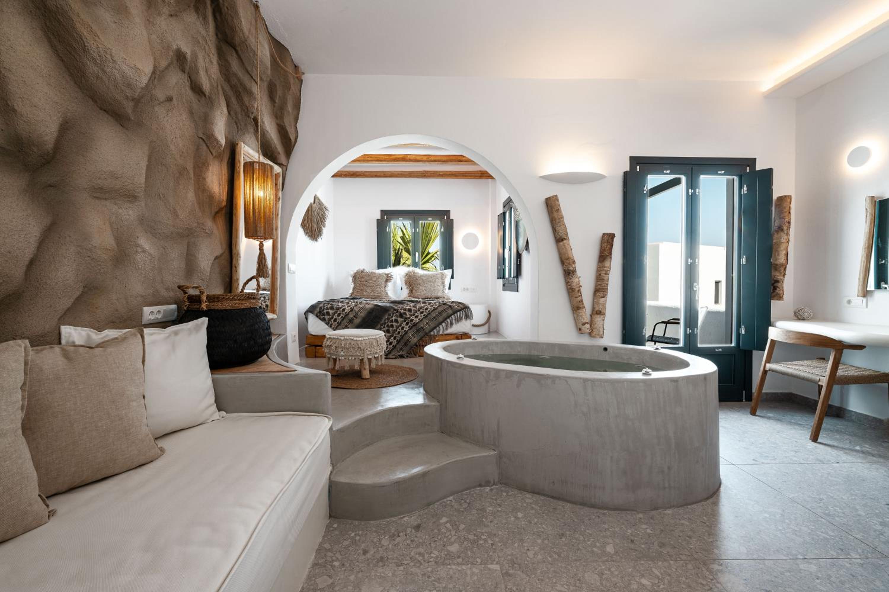 Upbeat Spa Suite Side Sea view