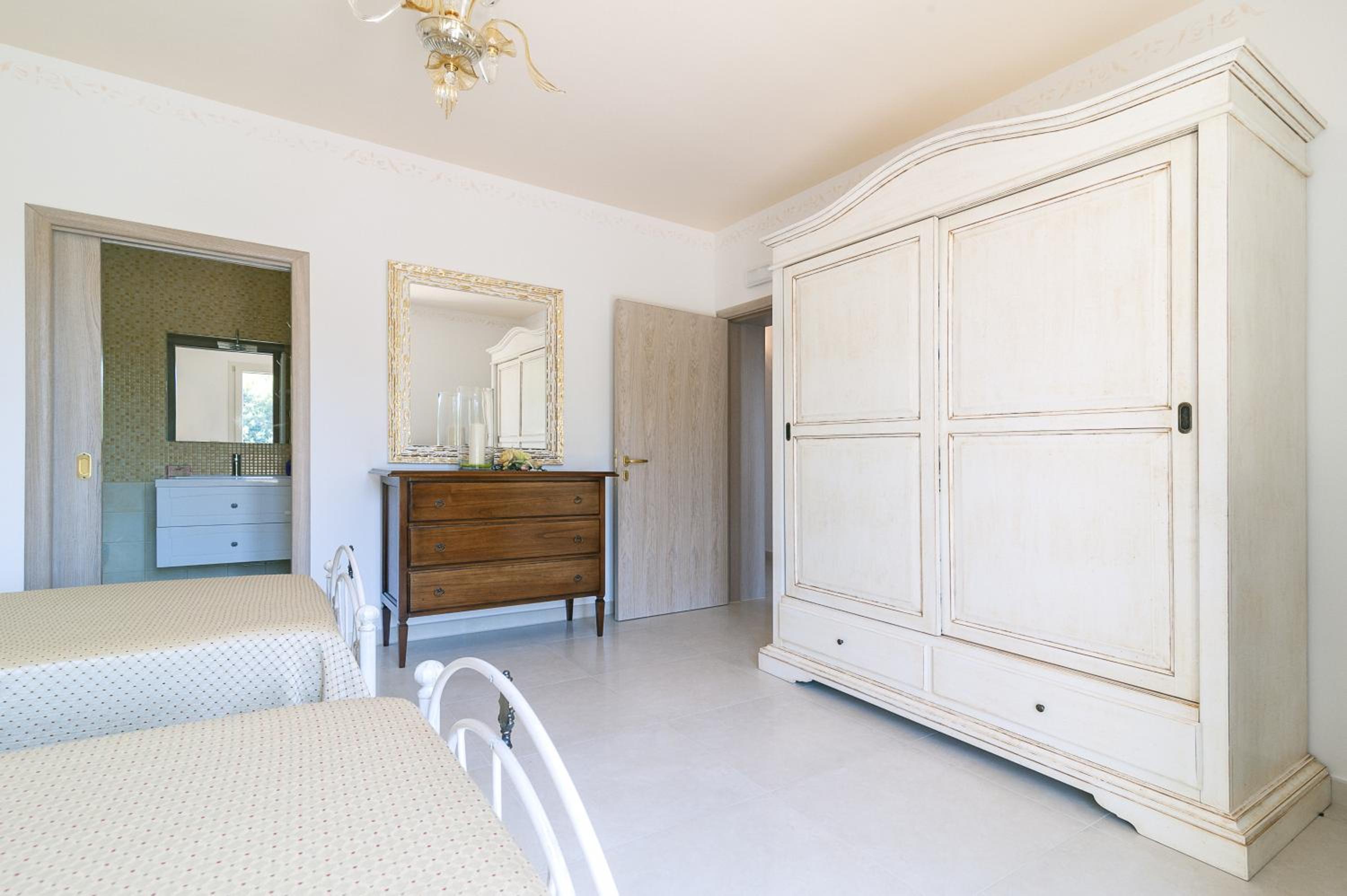 Double or Twin Room with Balcony photo 3