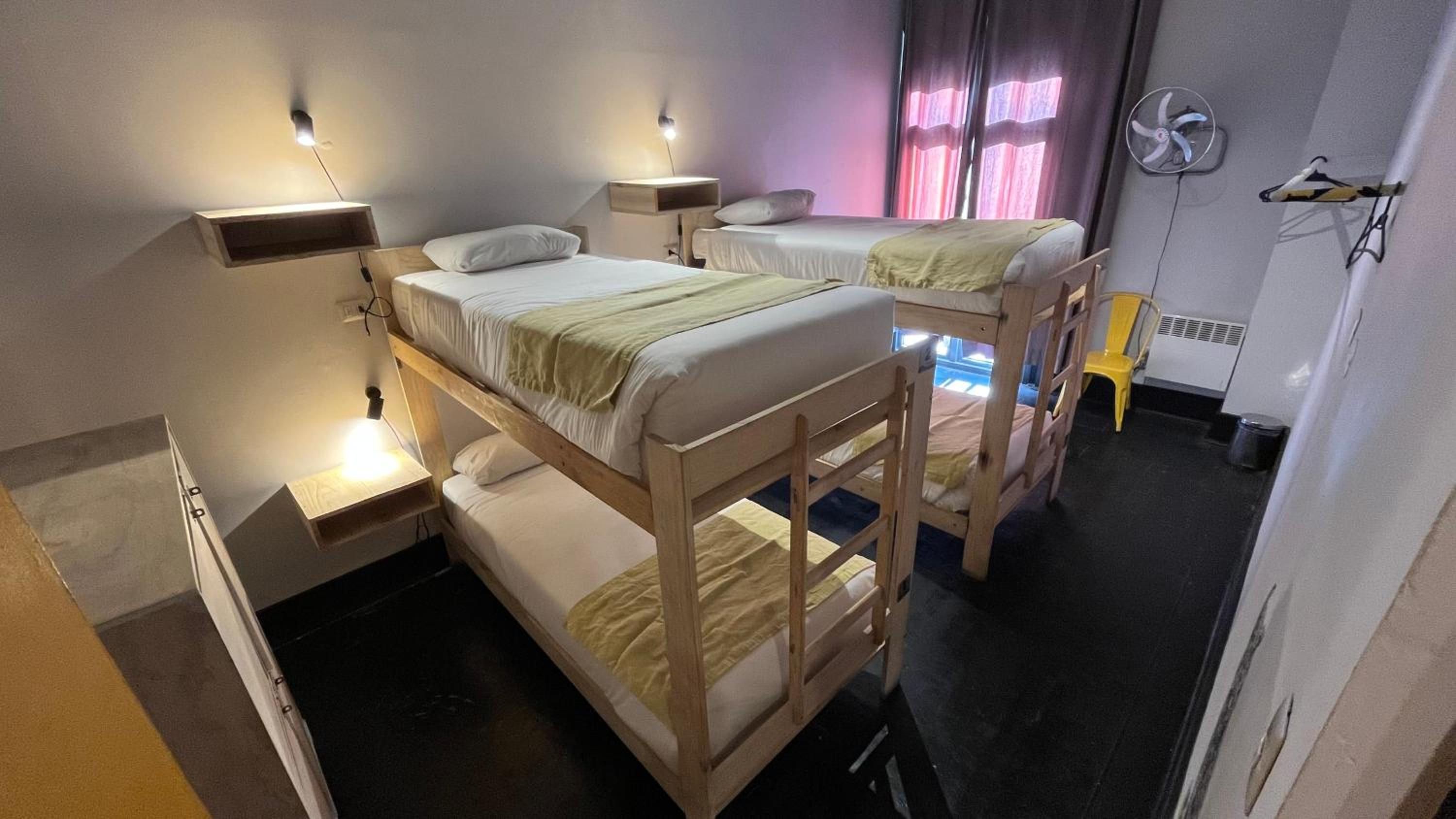 Economy Quadruple Room with Shared Bathroom photo 1