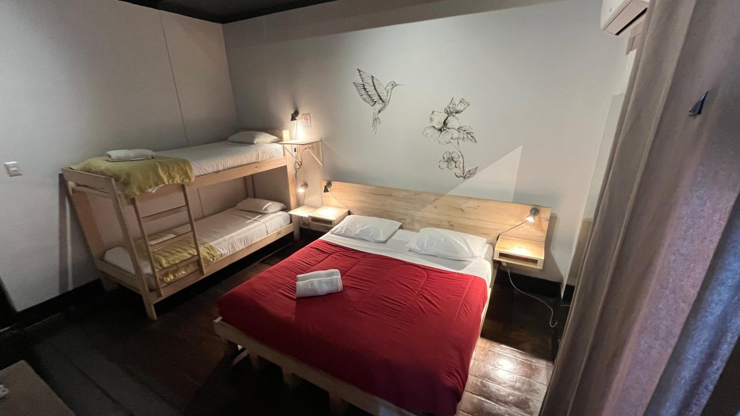 Quadruple Room with Private External Bathroom photo 2