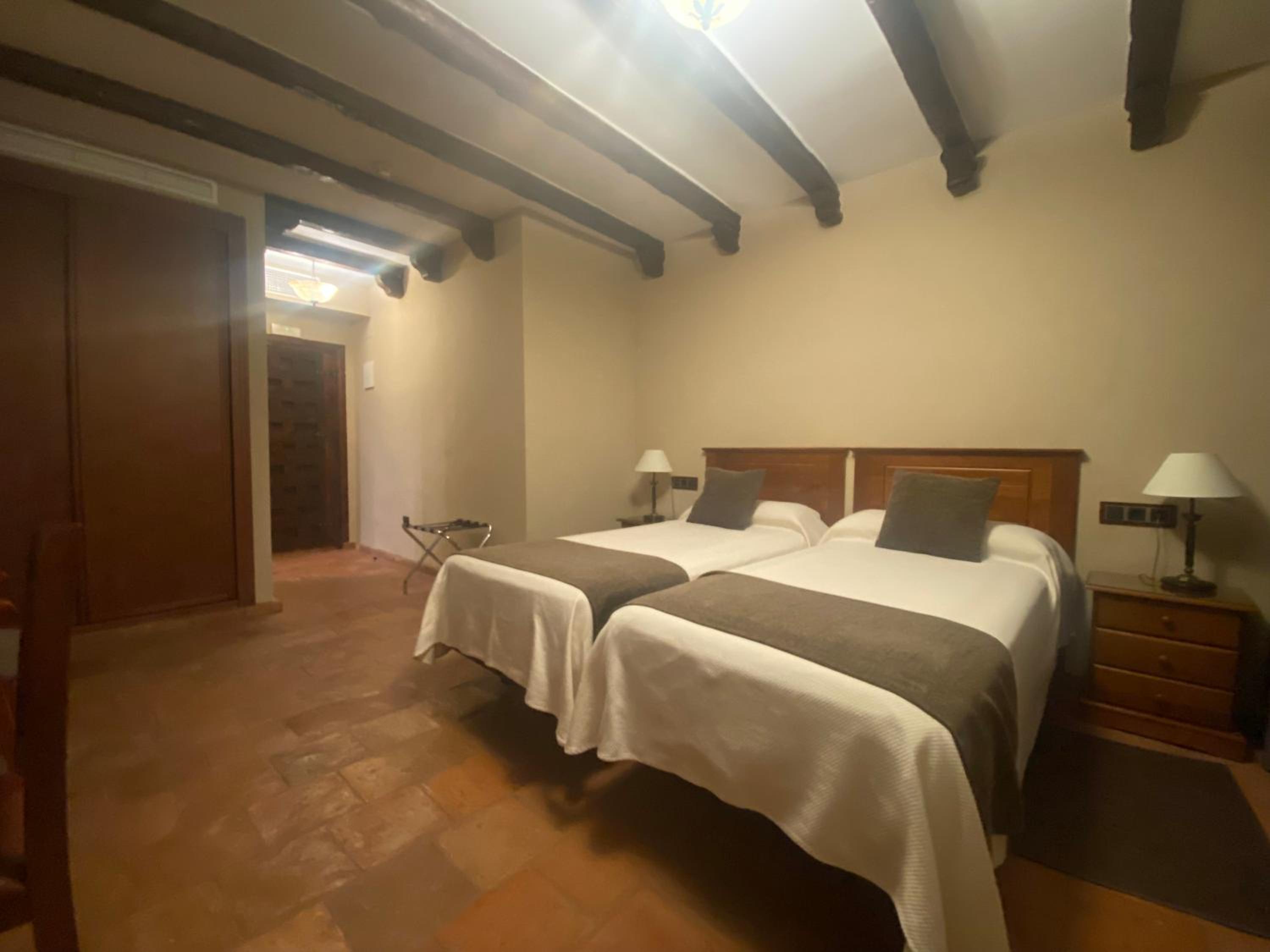 Superior Double Room - Photo 1