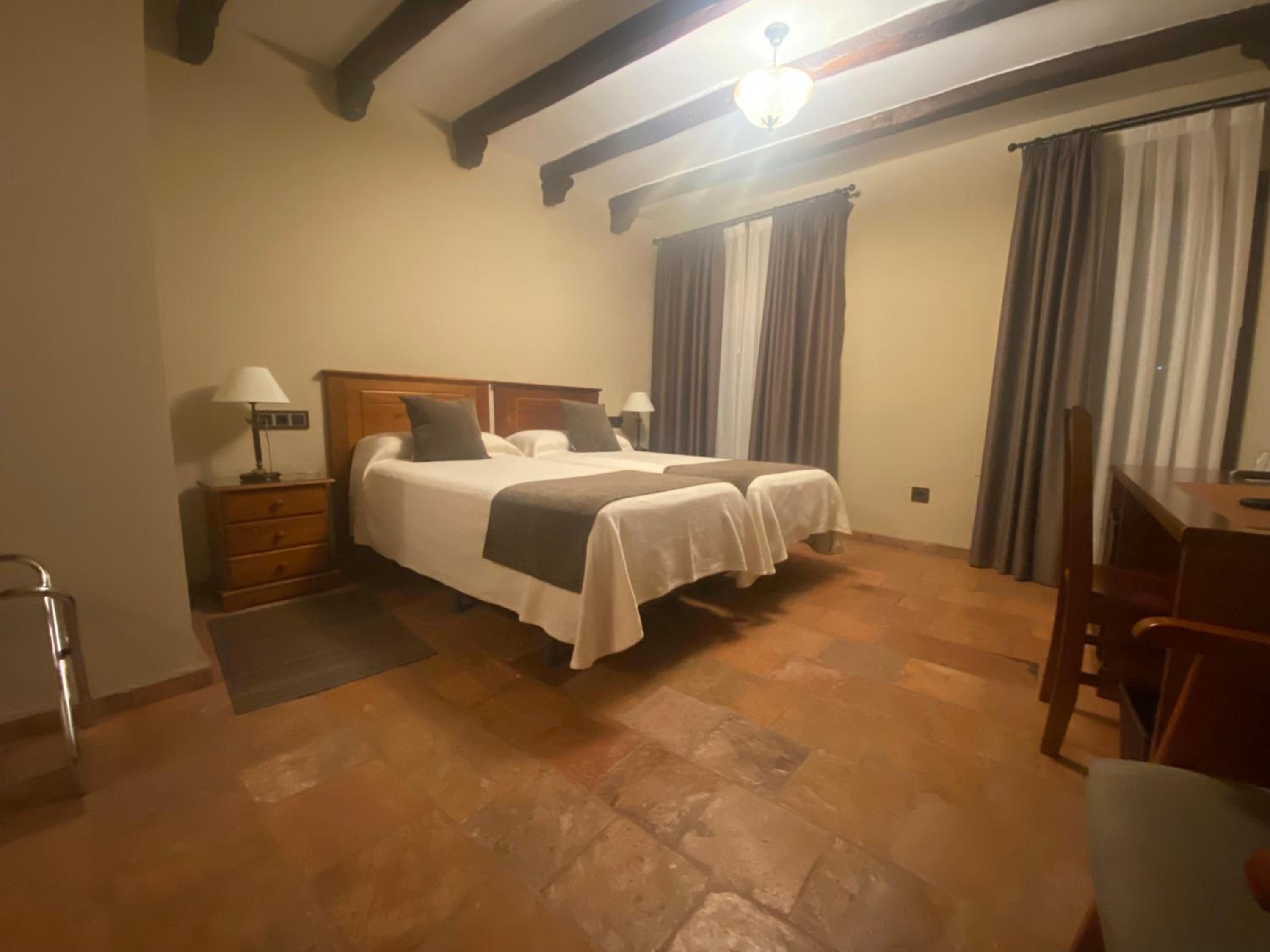 Superior Double Room - Photo 3