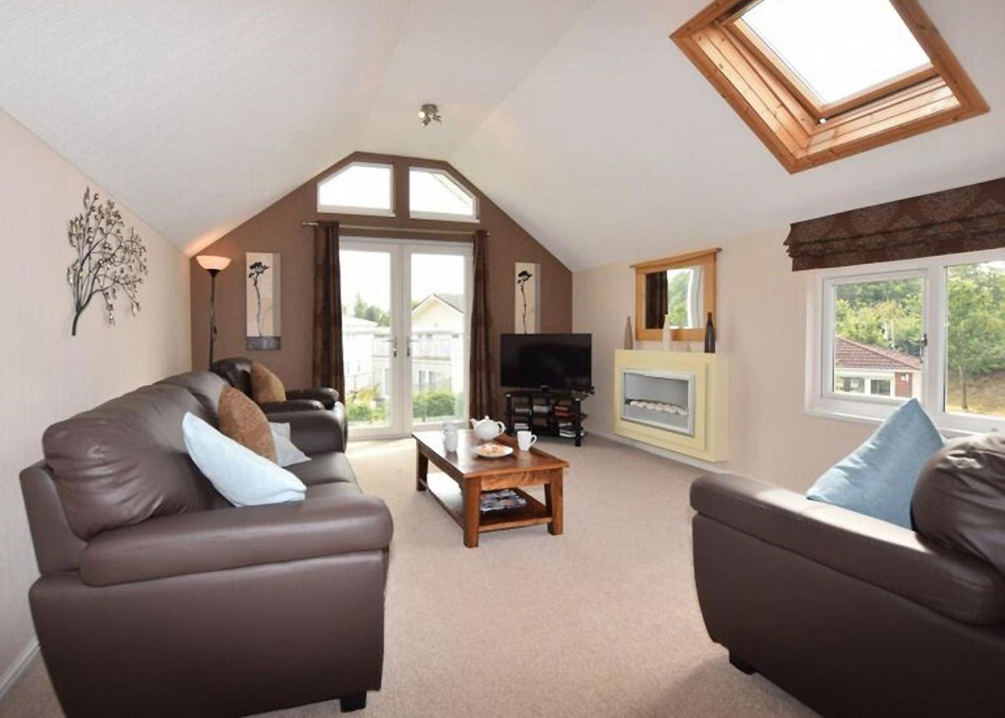 Three-Bedroom Holiday Home 
