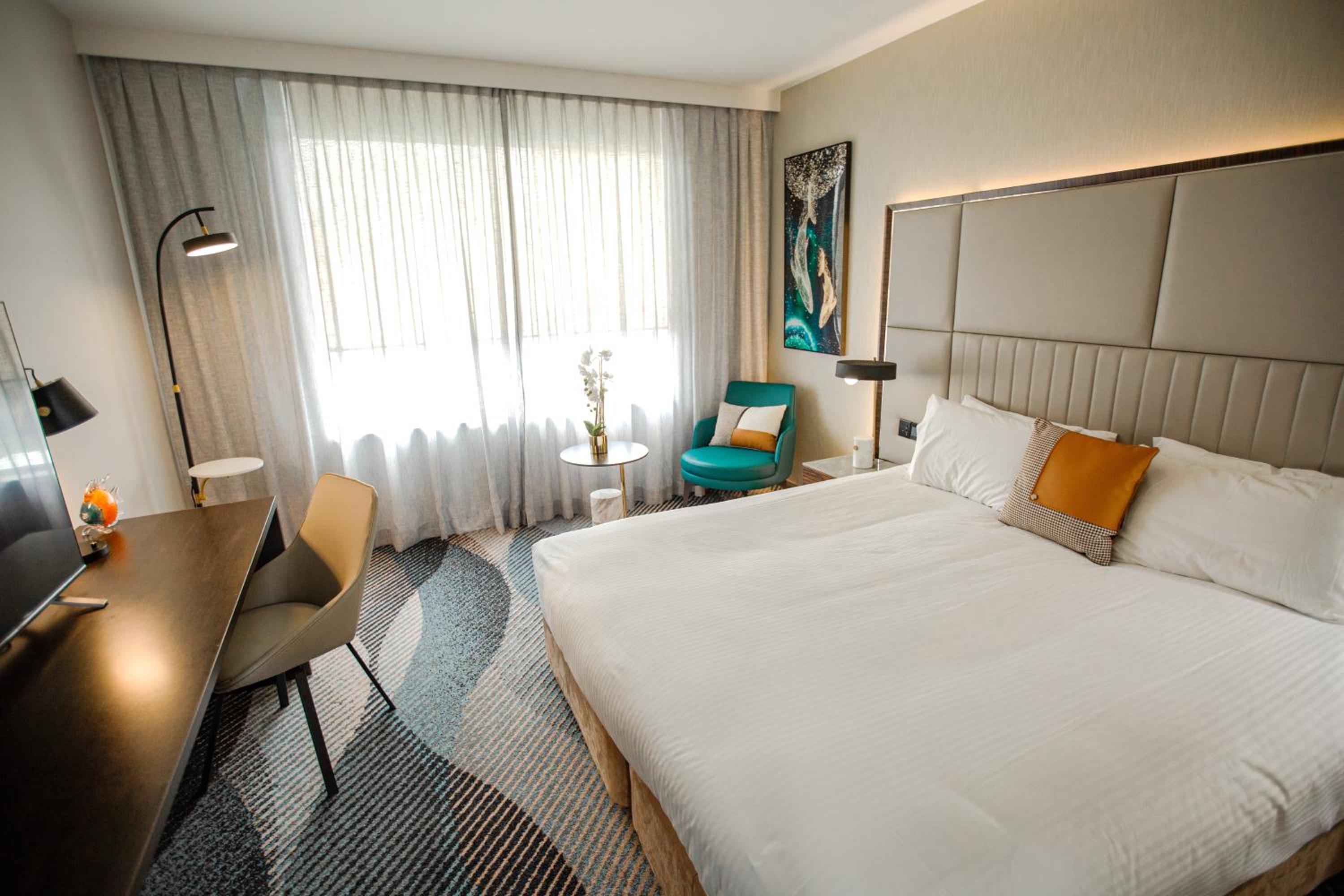 Executive King Room
