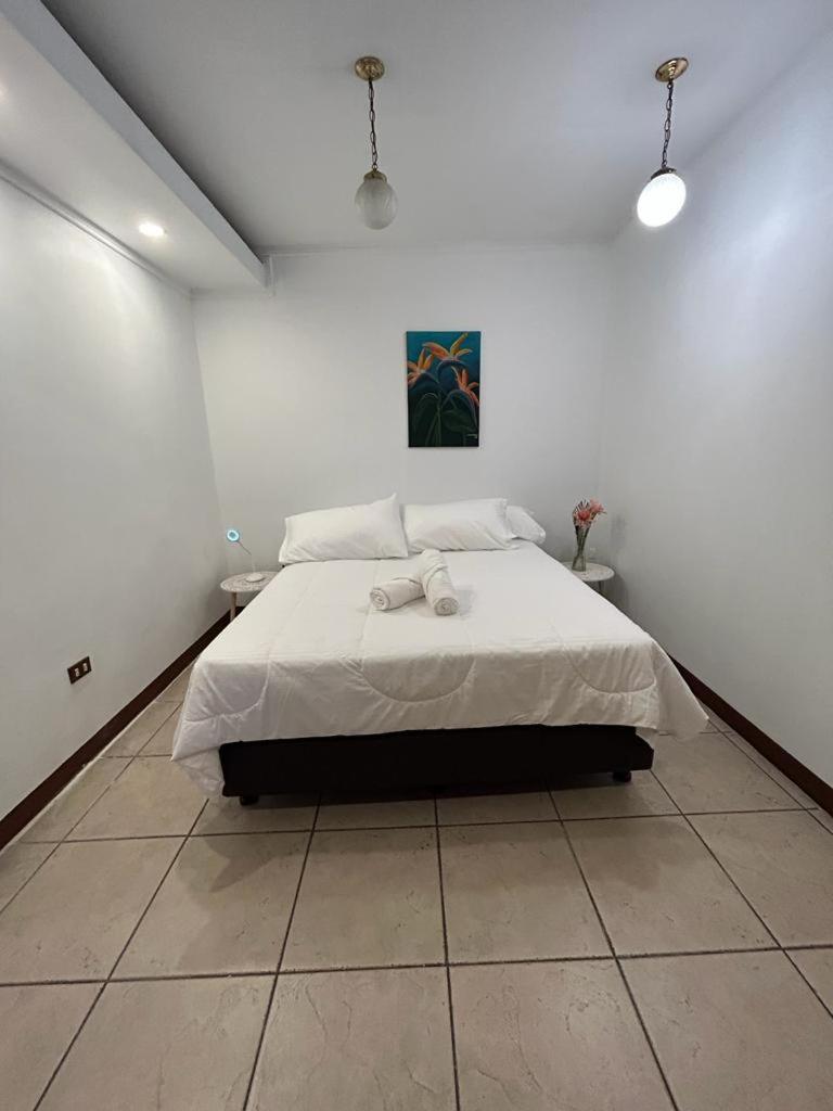 Double Room With Shared Bathroom photo 1