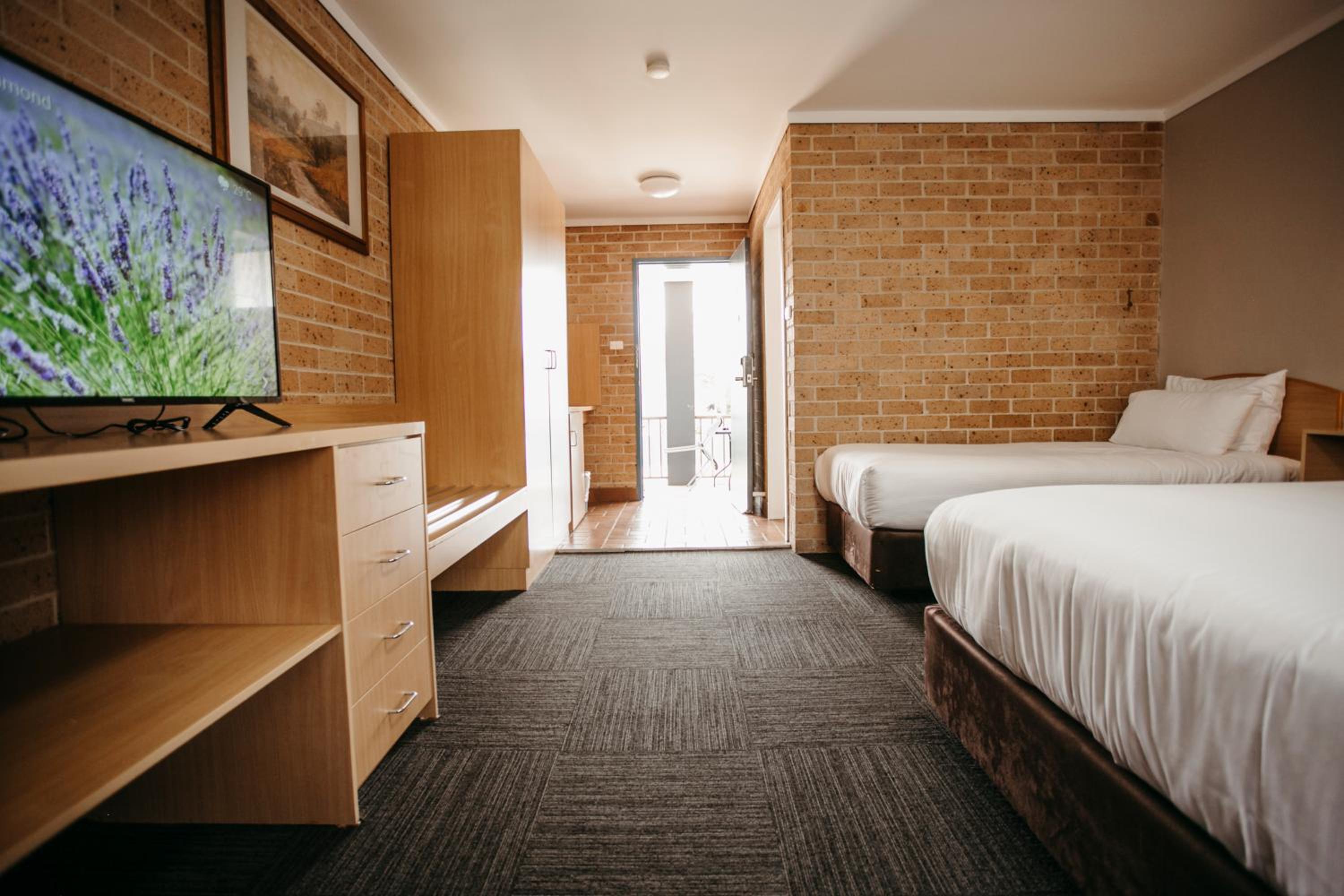 Deluxe Twin Room photo 2