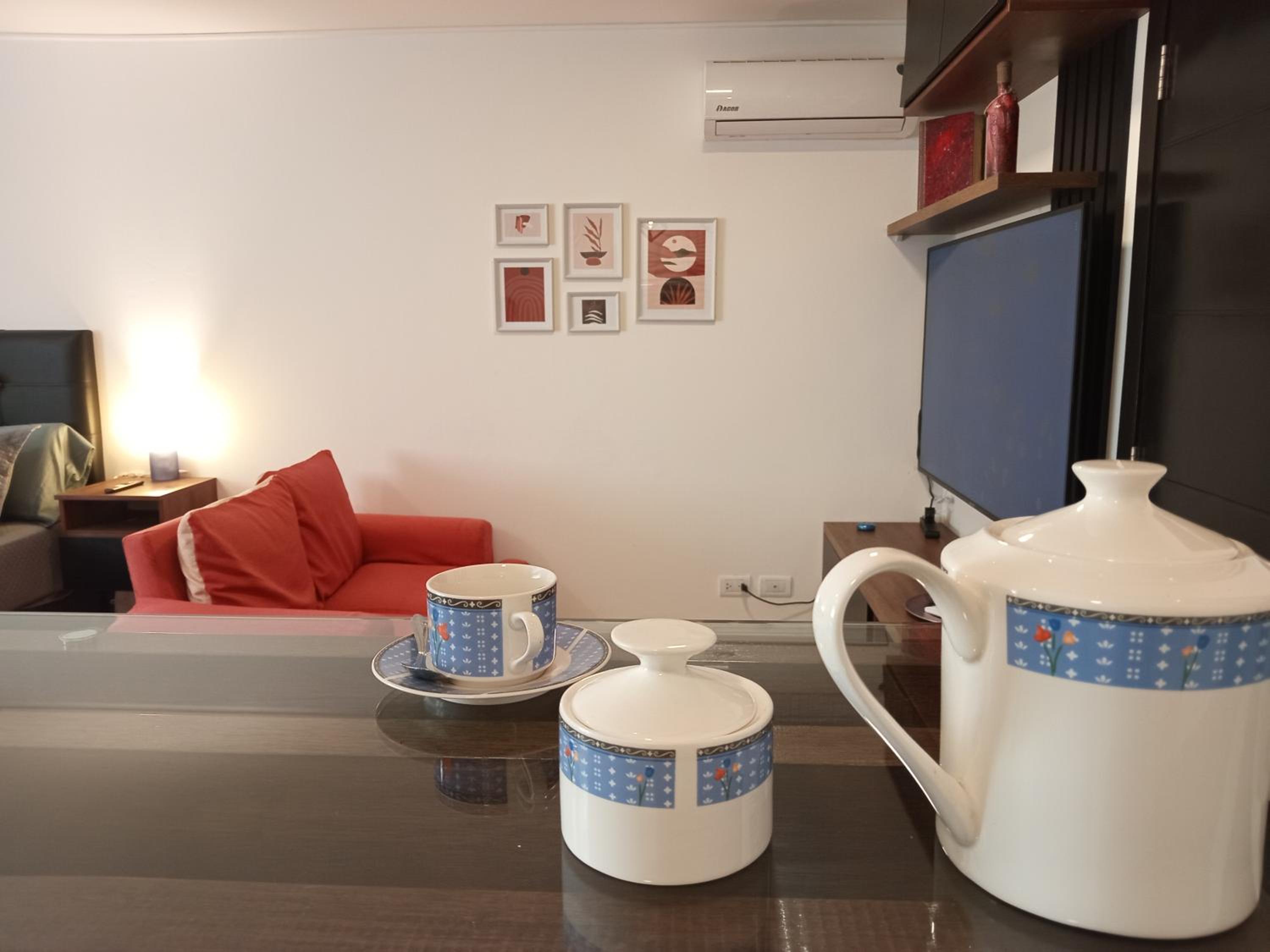 One-Bedroom Apartment photo 1