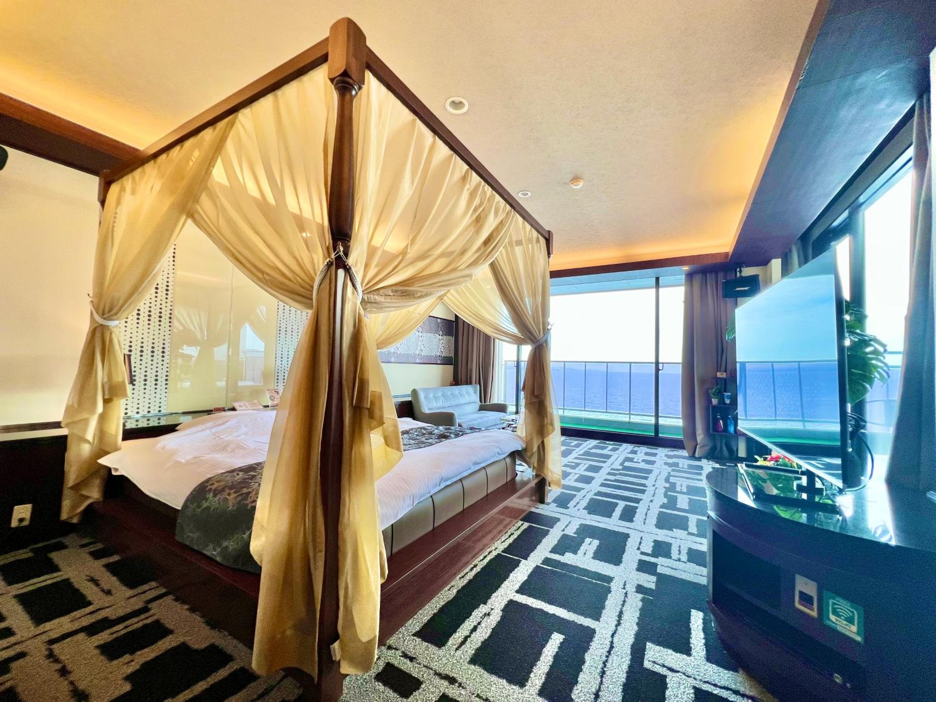 Deluxe Double Room with Bath
