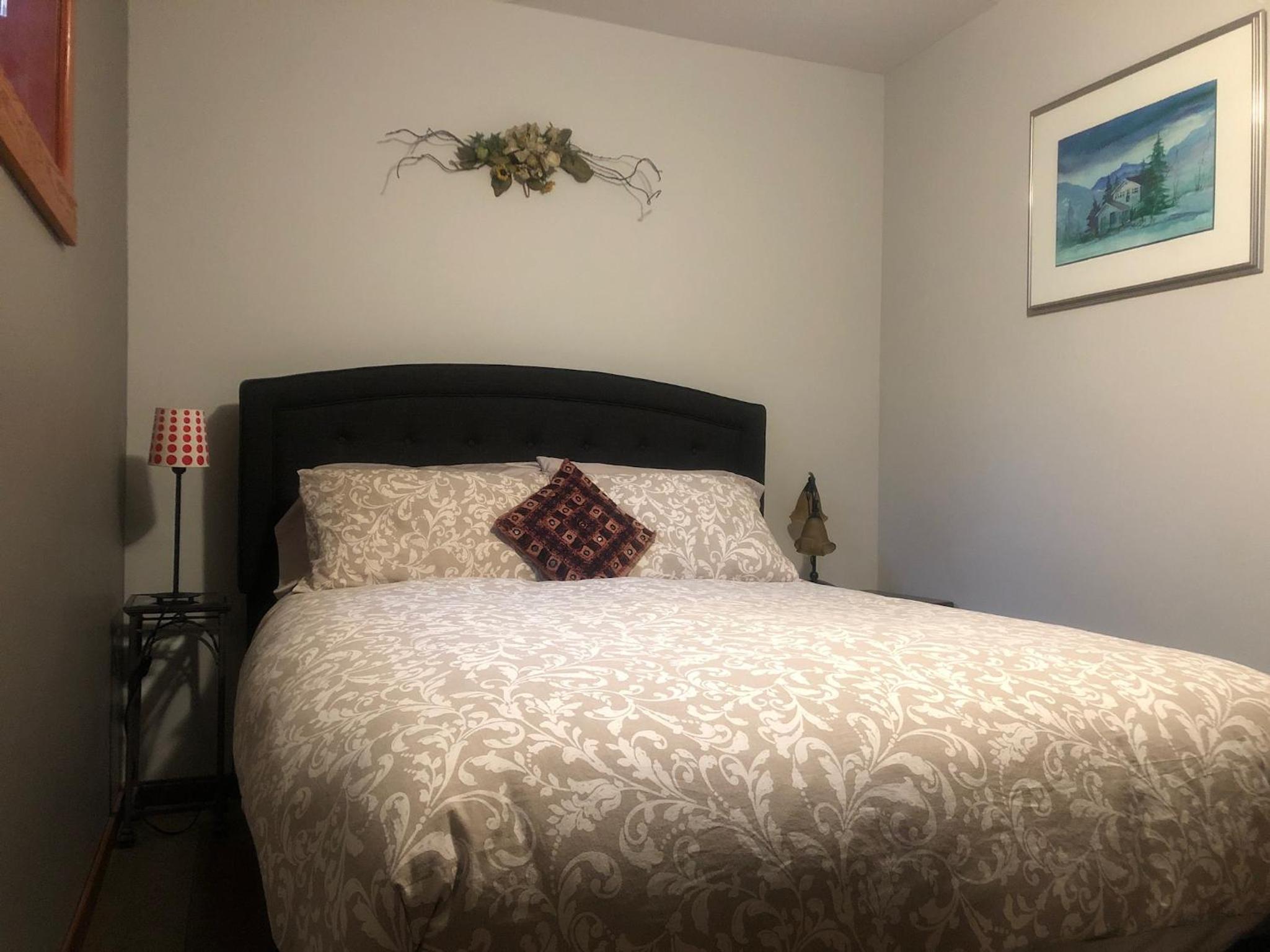 One-Bedroom Apartment 2